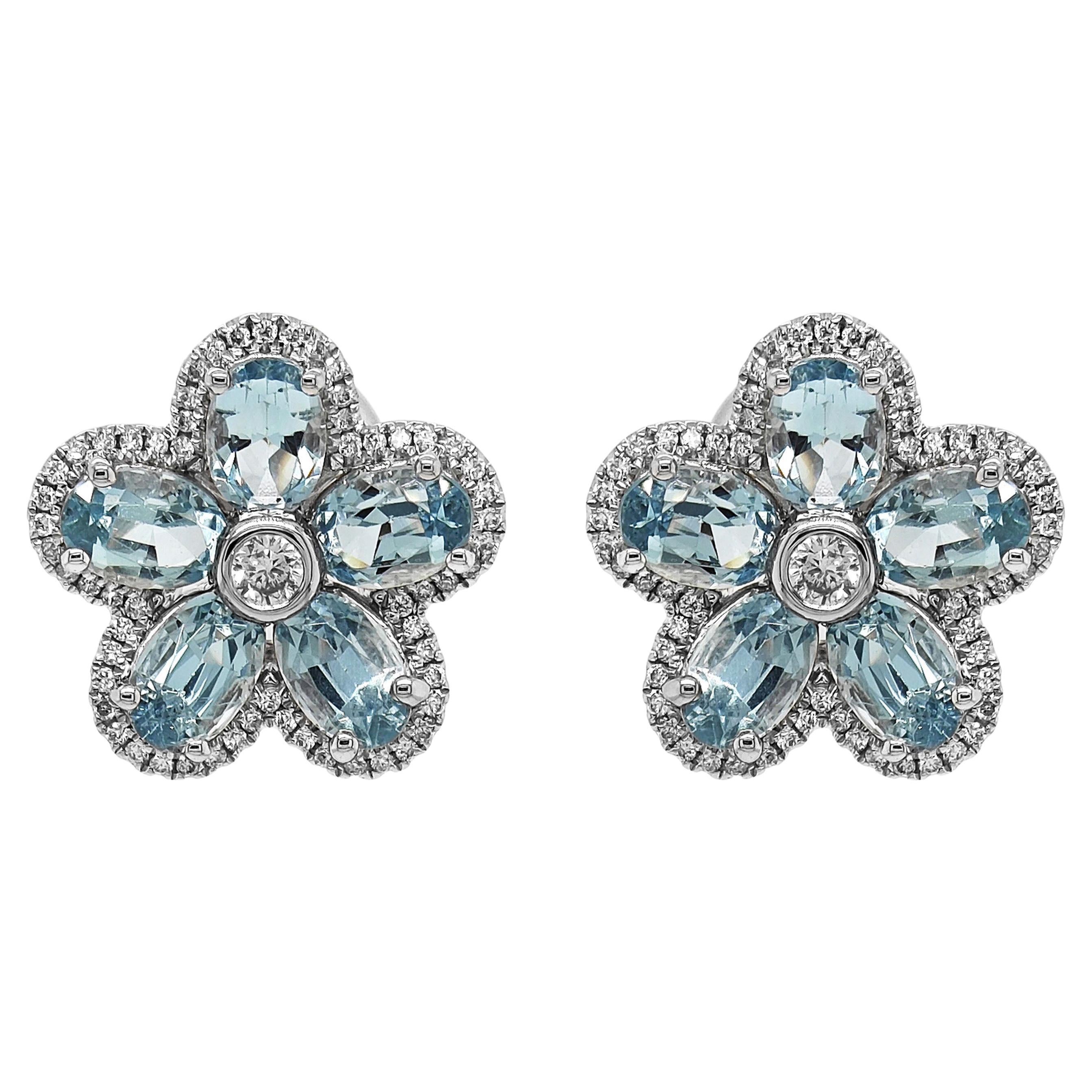 4.87 Carats Aquamarine and White Diamond White Gold Earrings For Sale