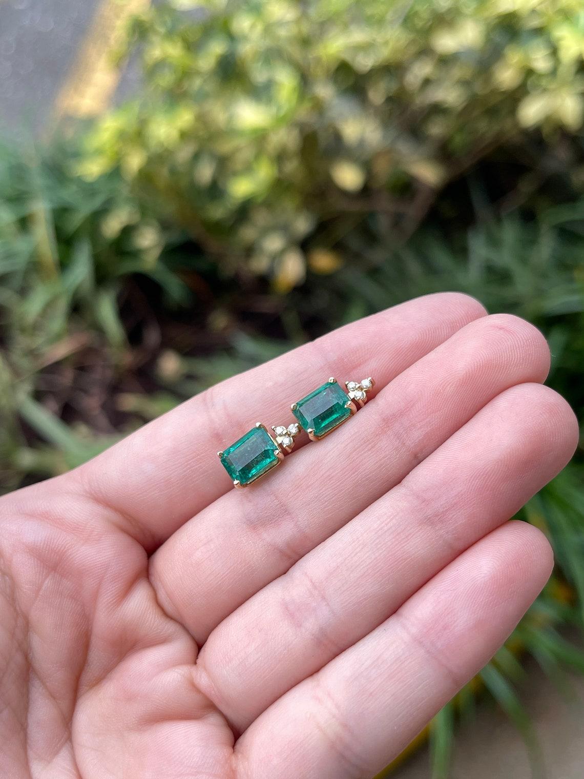 Women's 4.87tcw 14K Gold Emerald & Diamond Stud Earrings, Natural May Birthstone Emerald For Sale