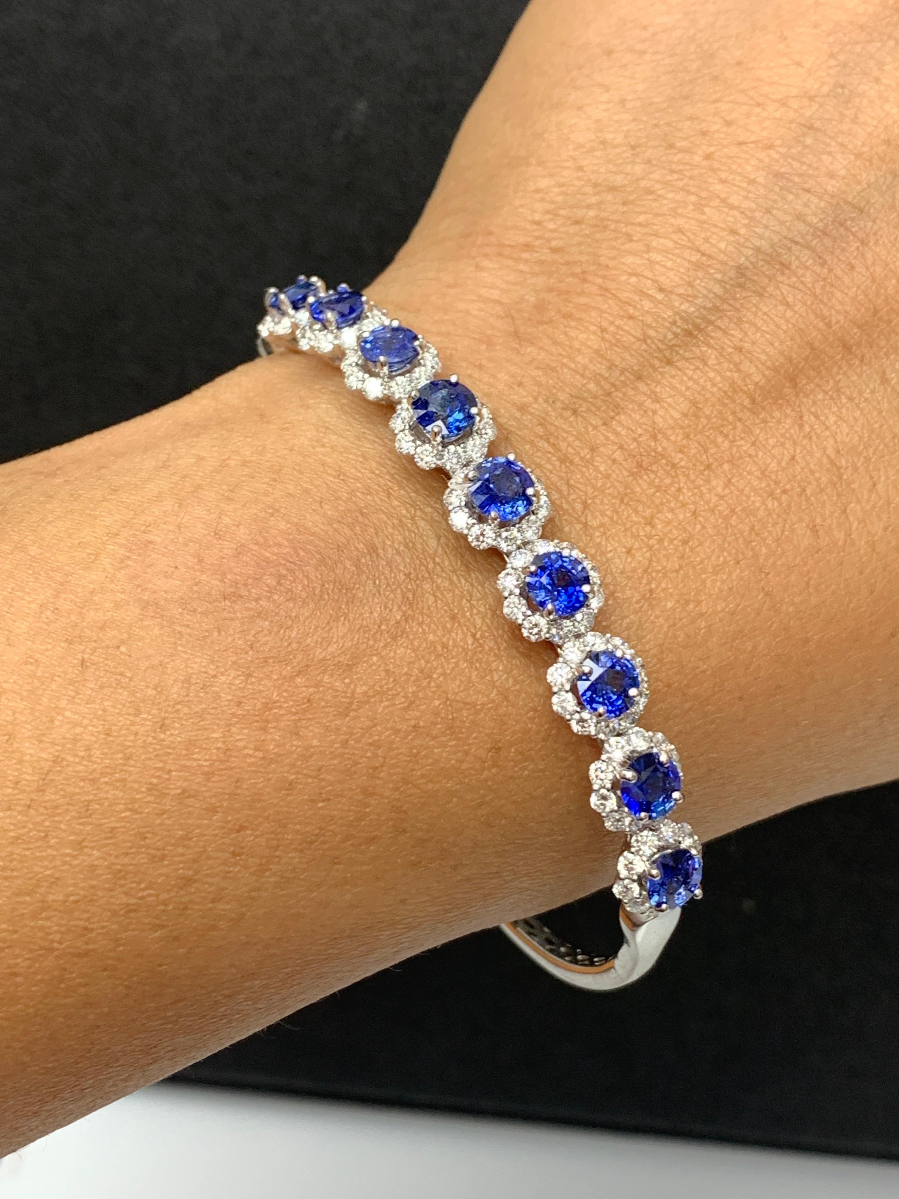 Women's 4.88 Carat Brilliant Cut Blue Sapphire Diamond Bangle Bracelet in 18k White Gold For Sale