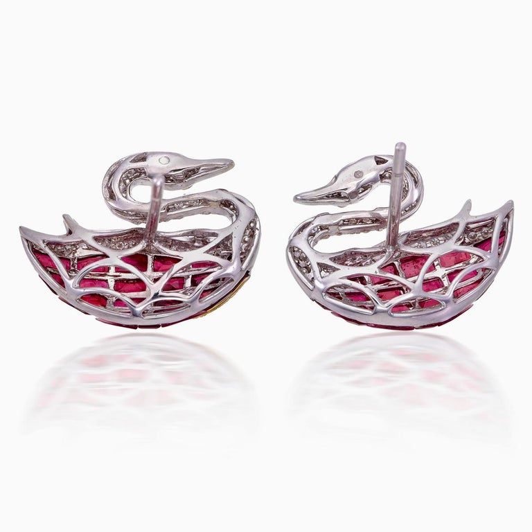 Boucles D'oreilles En Or 18 Carats - Serties De Rubis Et Diamants (0,62 Ct Total) - Poids 11,19 G - Occasion
