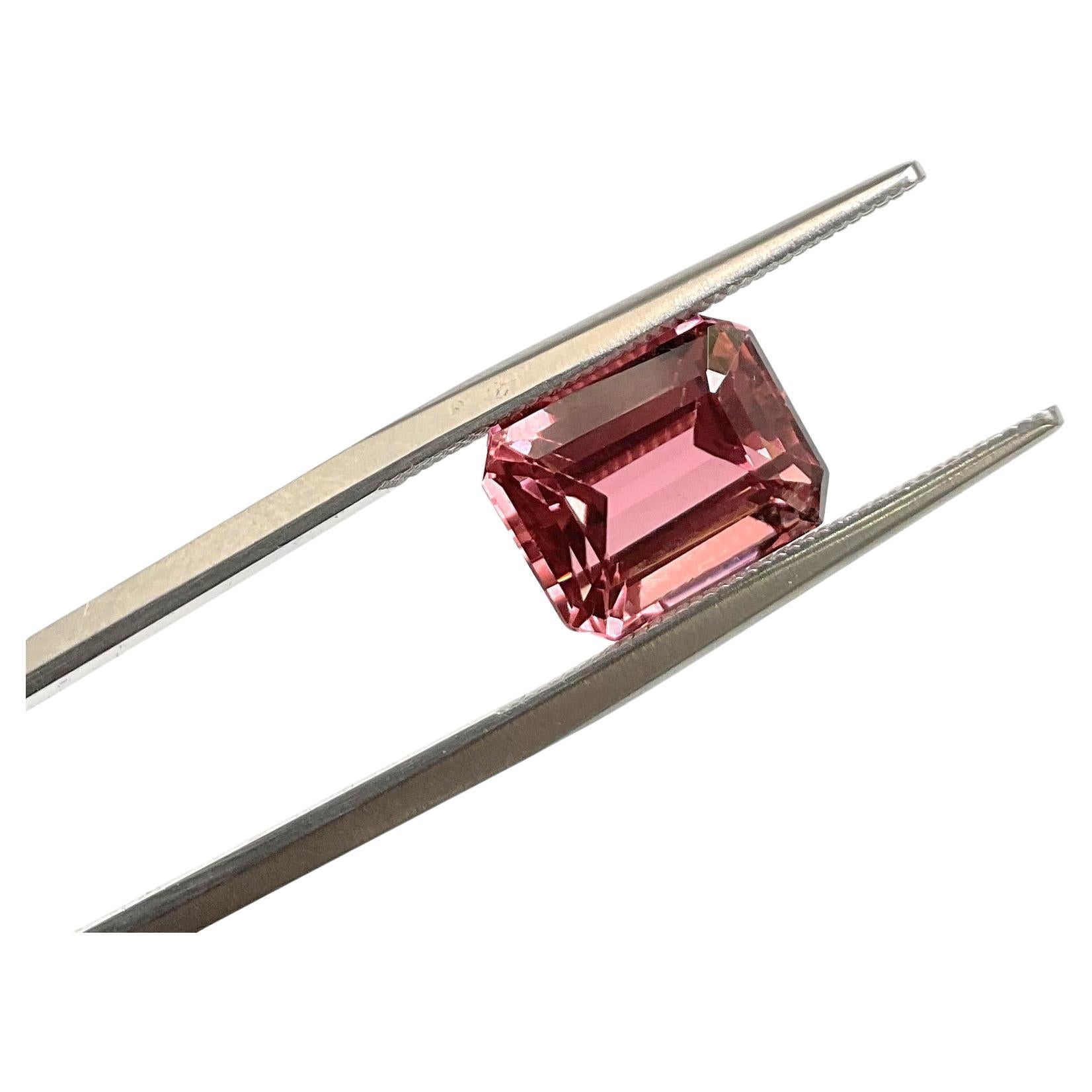 4,88 Karat Pfirsichrosa Turmalin Achteck Facettierter geschliffener Stein Top Qualität Natürlich (Art déco) im Angebot