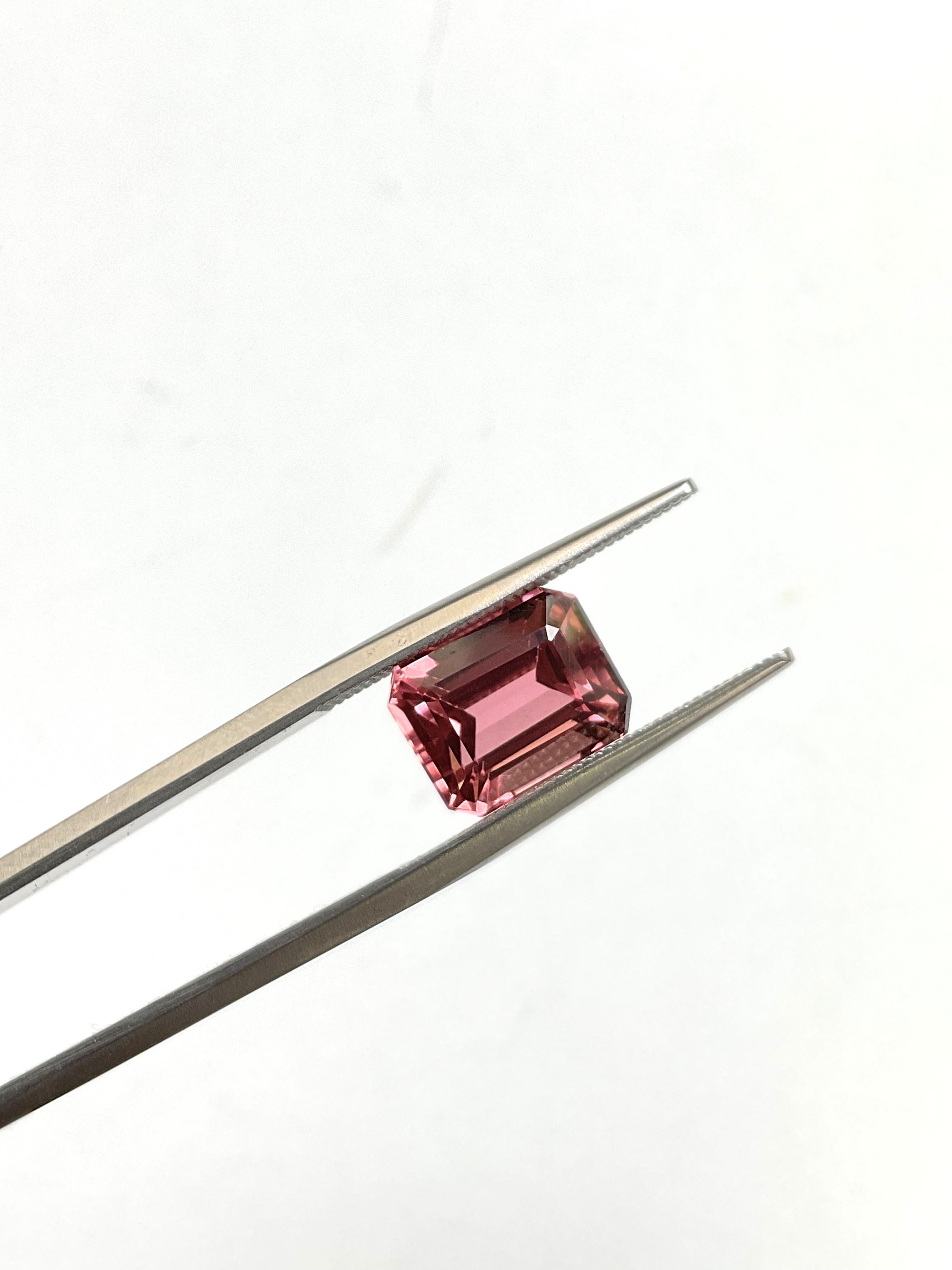 4,88 Karat Pfirsichrosa Turmalin Achteck Facettierter geschliffener Stein Top Qualität Natürlich im Angebot 1