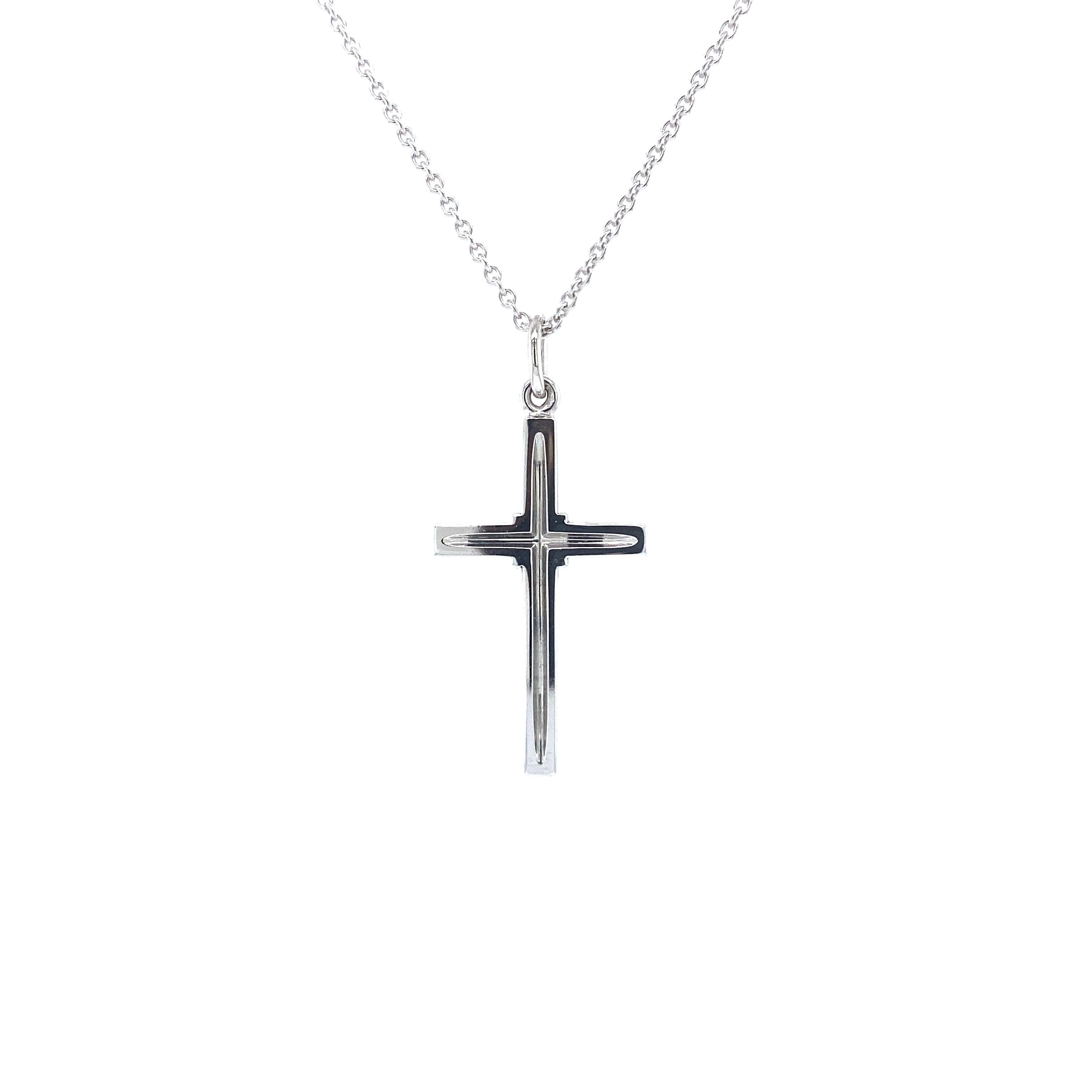 Contemporary Cross Pendant - 18k White Gold - 21 Diamonds total 0.25 ct H VS height 42.5 mm For Sale