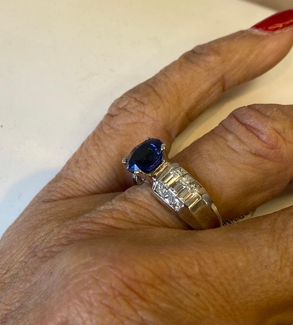 4.70 Carat Blue Kyanite and Diamond Ring Invisible Style 18 Karat VS Quality In New Condition For Sale In Laguna Hills, CA