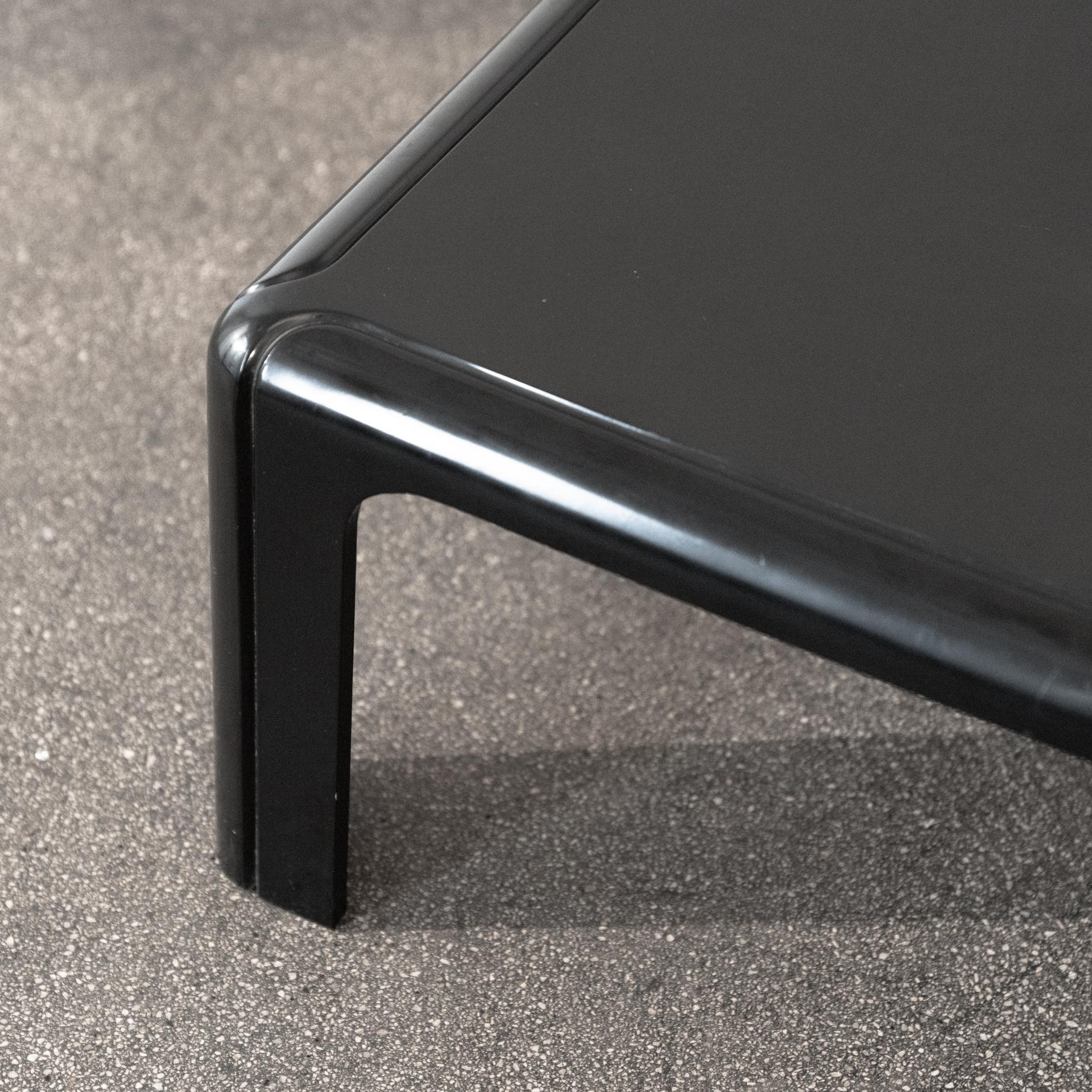 4894 von Gae Aulenti für Kartell (Ende des 20. Jahrhunderts) im Angebot