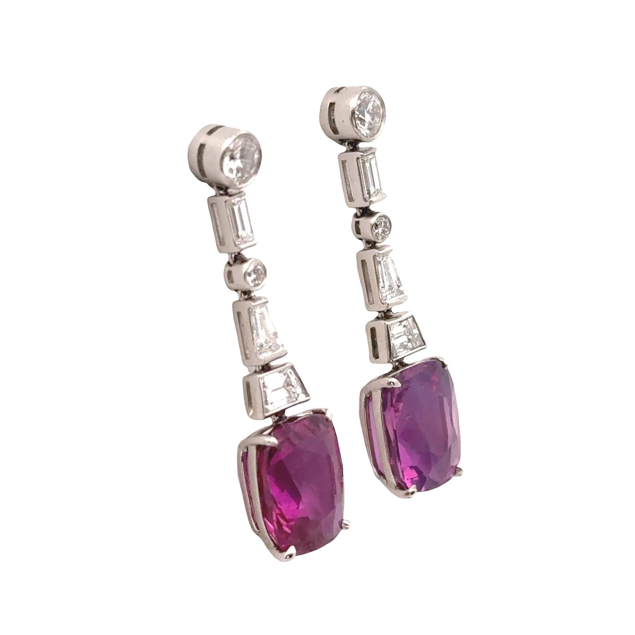 Taille coussin Boucles d'oreilles 4,89ct & 4,43ct Pink Diamond en or blanc 18k, certifiées AGL en vente