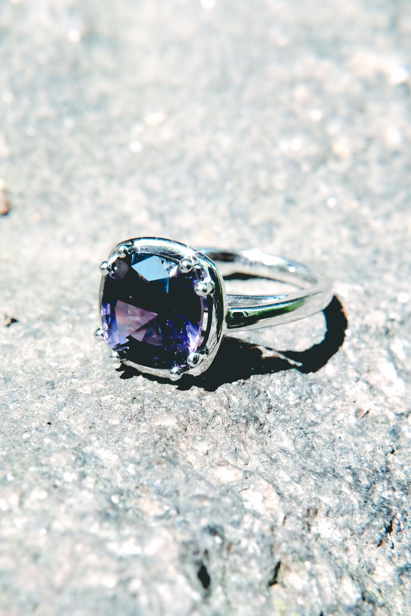 4.89ct Purple Spinel Ring-Cushion Cut-18KT White Gold-GIA Certified-Rare-Unique For Sale 3