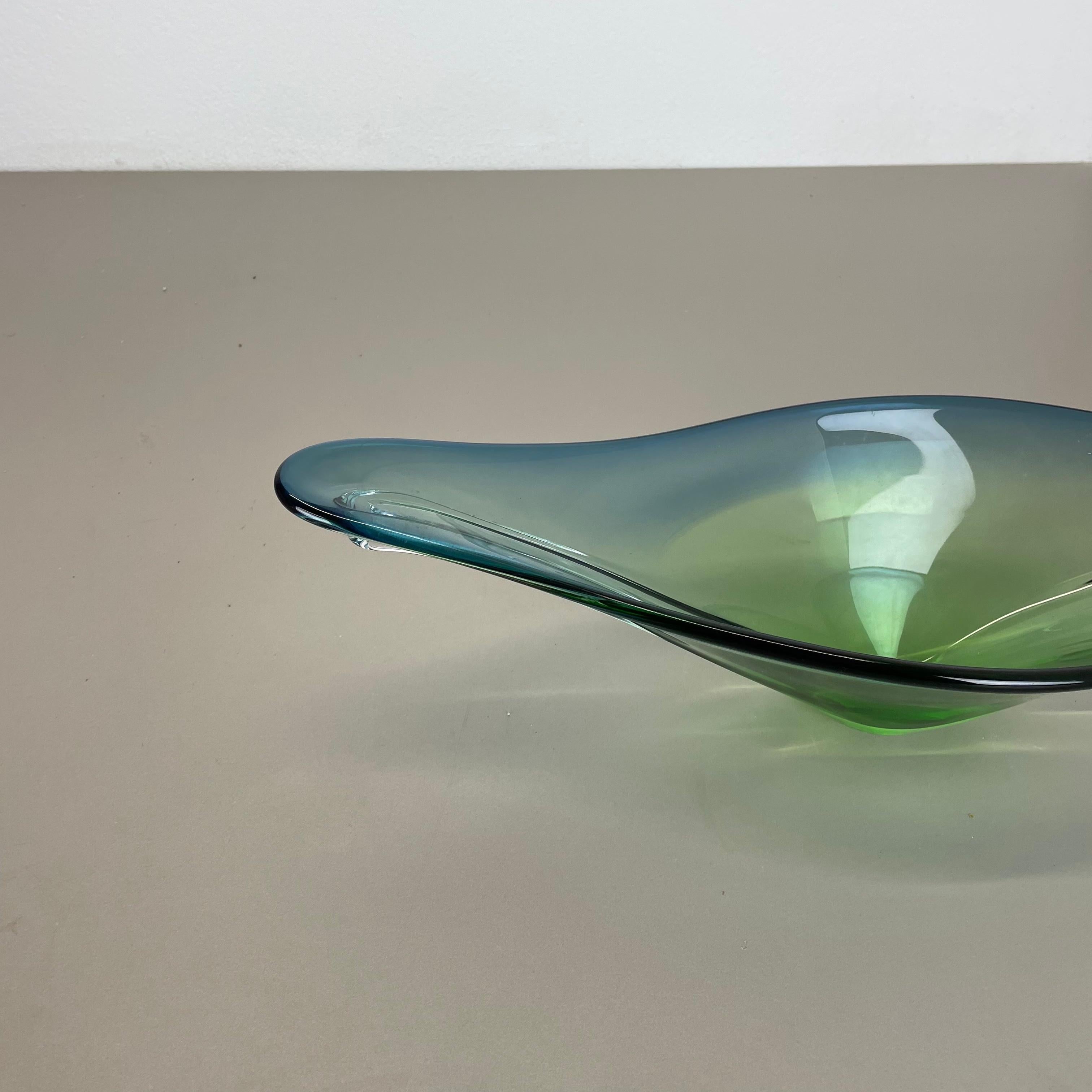 20th Century 48cm Glass Bowl Shell Centerpiece by Flavio Poli Attrib., Murano, Italy, 1970s