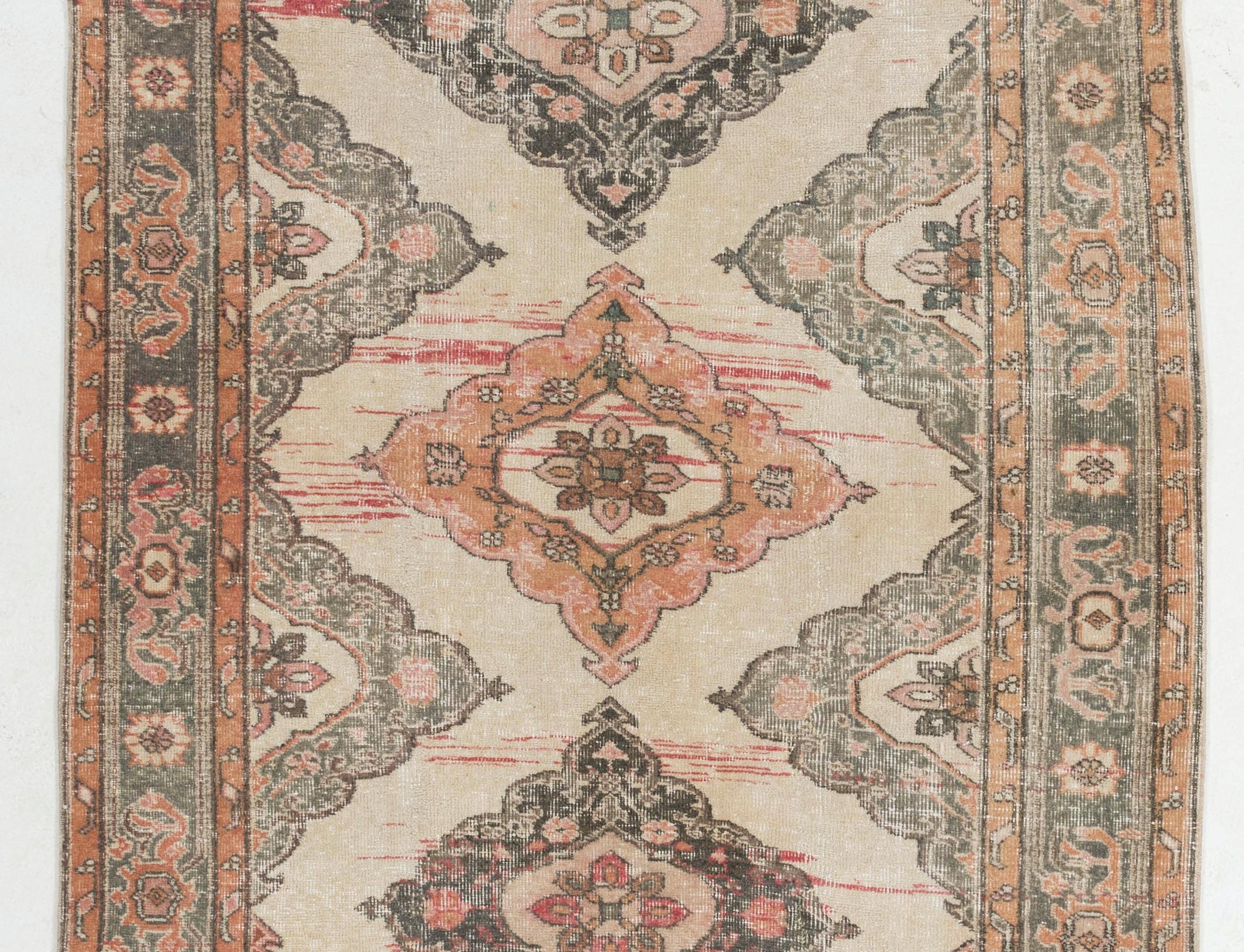 Turc 4.8x11.6 Ft Vintage Oushak Wool Runner Rug. Tapis de couloir turc fait à la main en vente