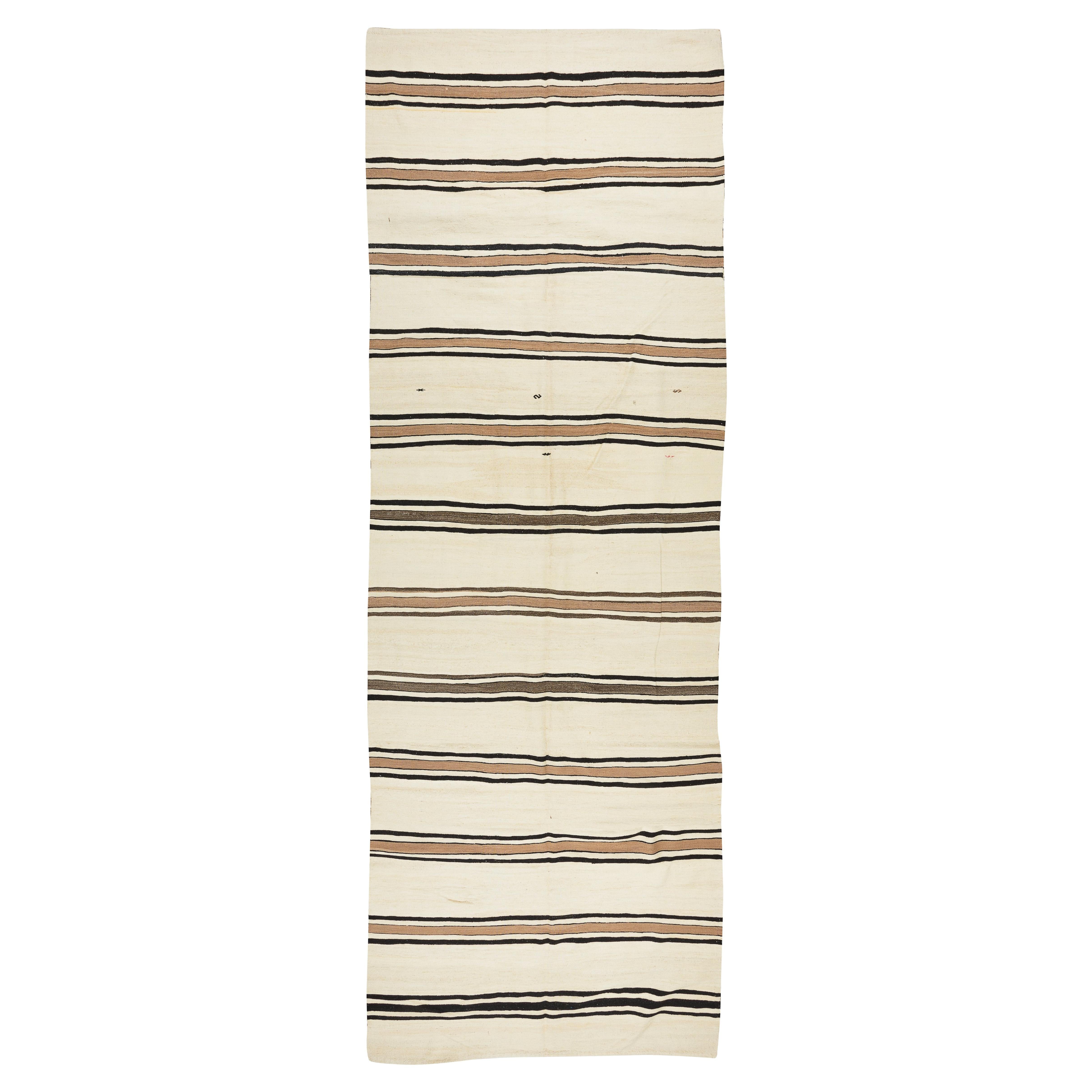 Alfombra Turca Vintage Tejida a Mano Kilim de 4,8x17 Pies de Largo a Rayas en Crema y Marrón