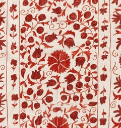 Appendiabiti da parete con ricamo in seta 4,8x7 Ft, copritavolo Uzbek Suzani in rosso e avorio