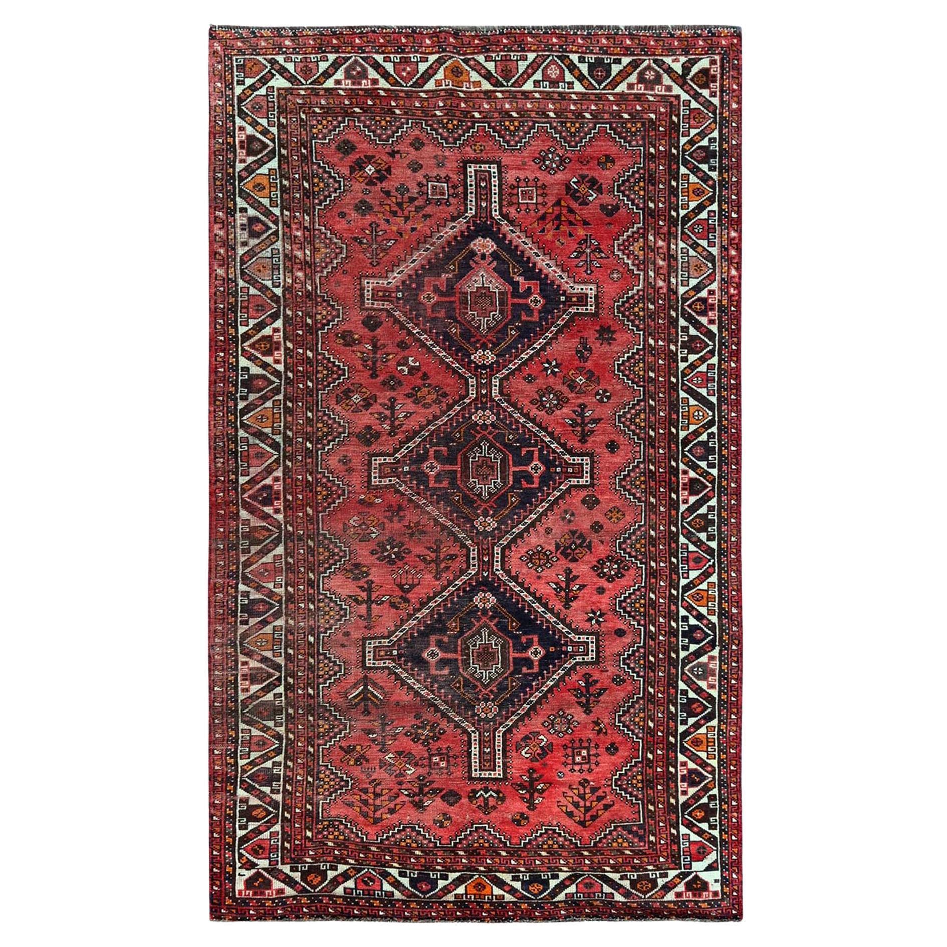 4'8"x7'10" Roter Vintage Persischer Shiraz handgeknüpfter geometrischer orientalischer Vintage-Teppich aus Wolle