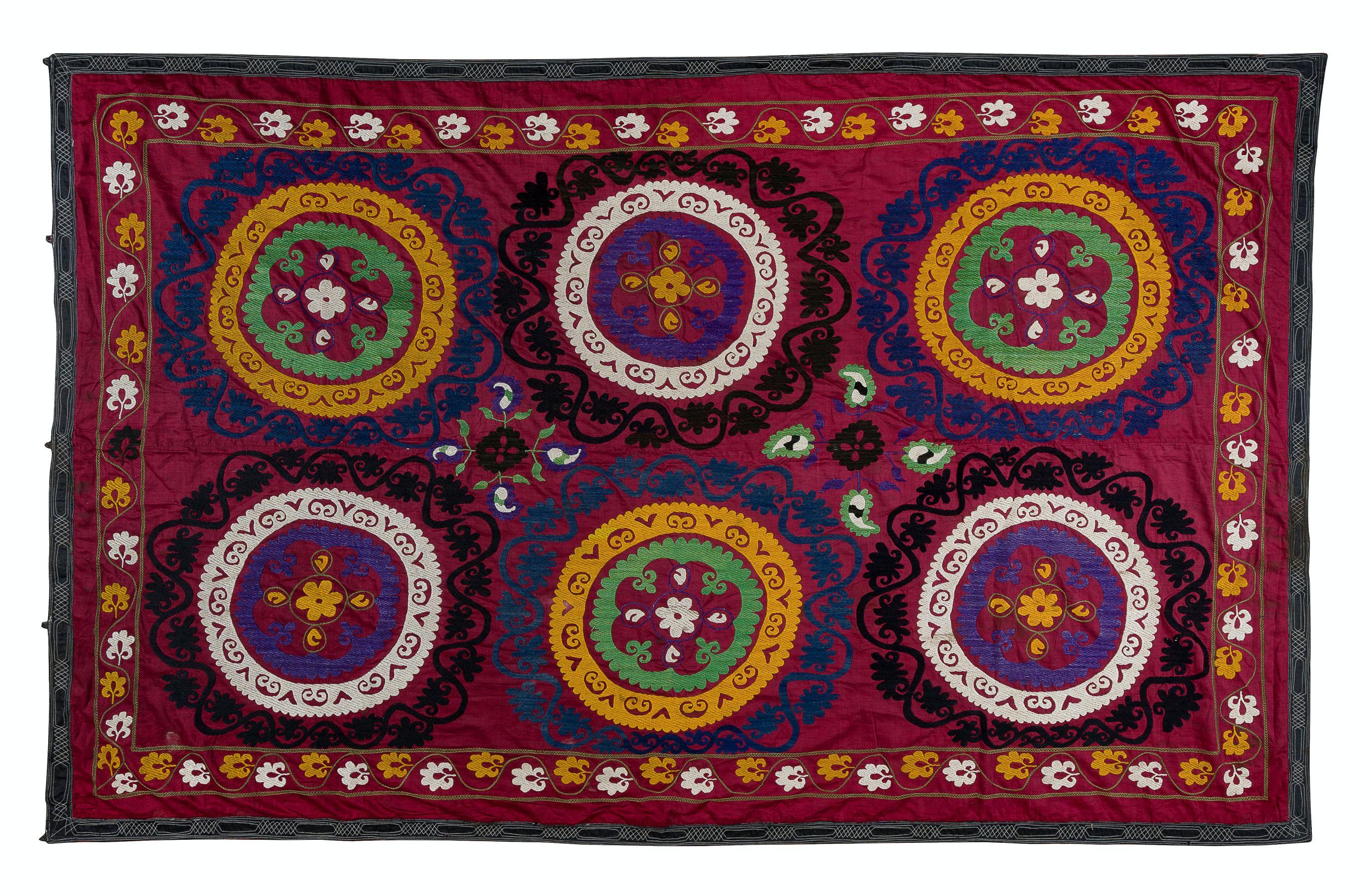Embroidered 4.8x7.3 Ft Silk Embroidery Wall Hanging, Late-20th Century Uzbek Suzani Throw For Sale