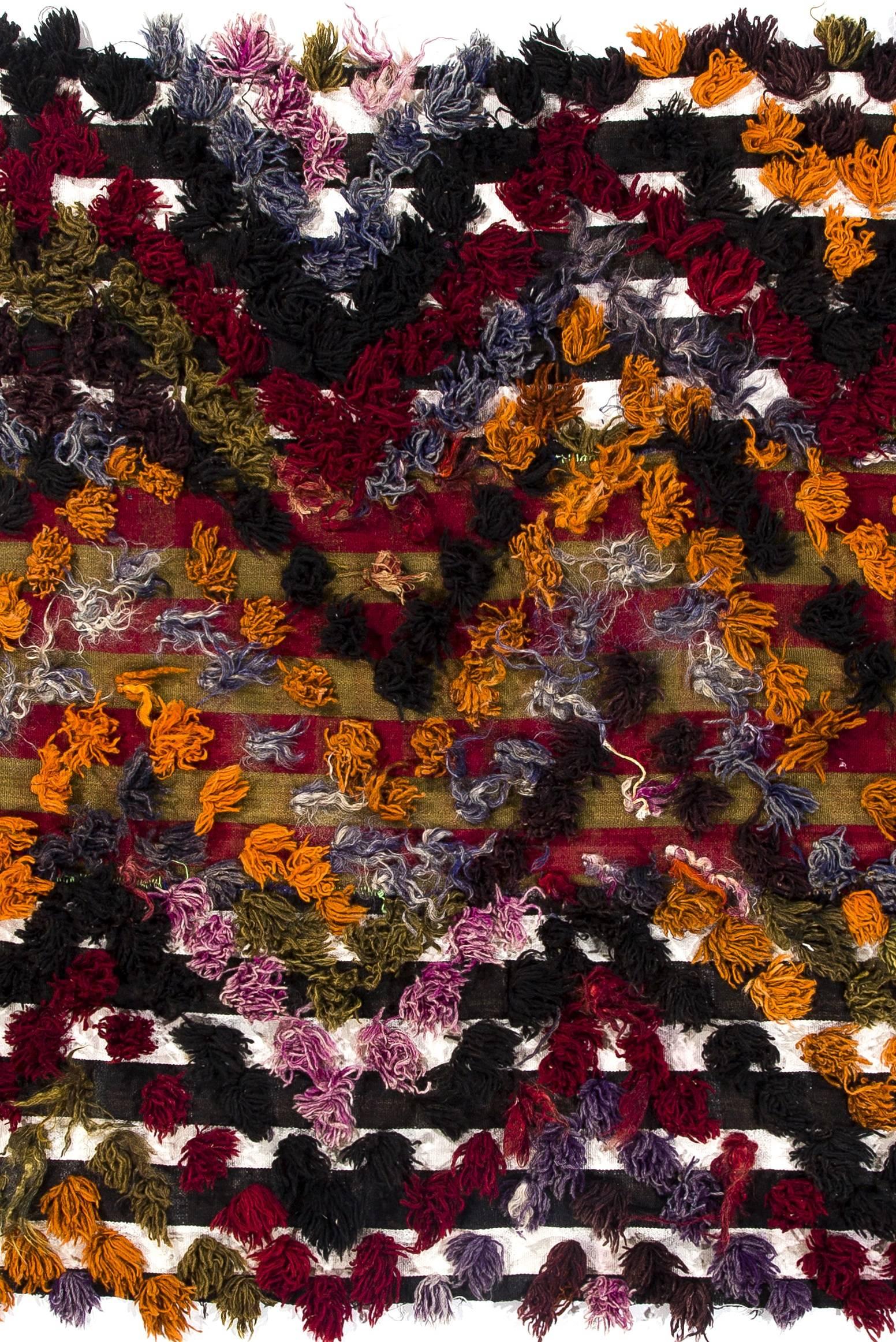 Bohème Tapis Kilim tissé à la main de 4,8 x 7,5 m avec pompons en laine, revêtement de sol et housse de lit, suspension murale en vente