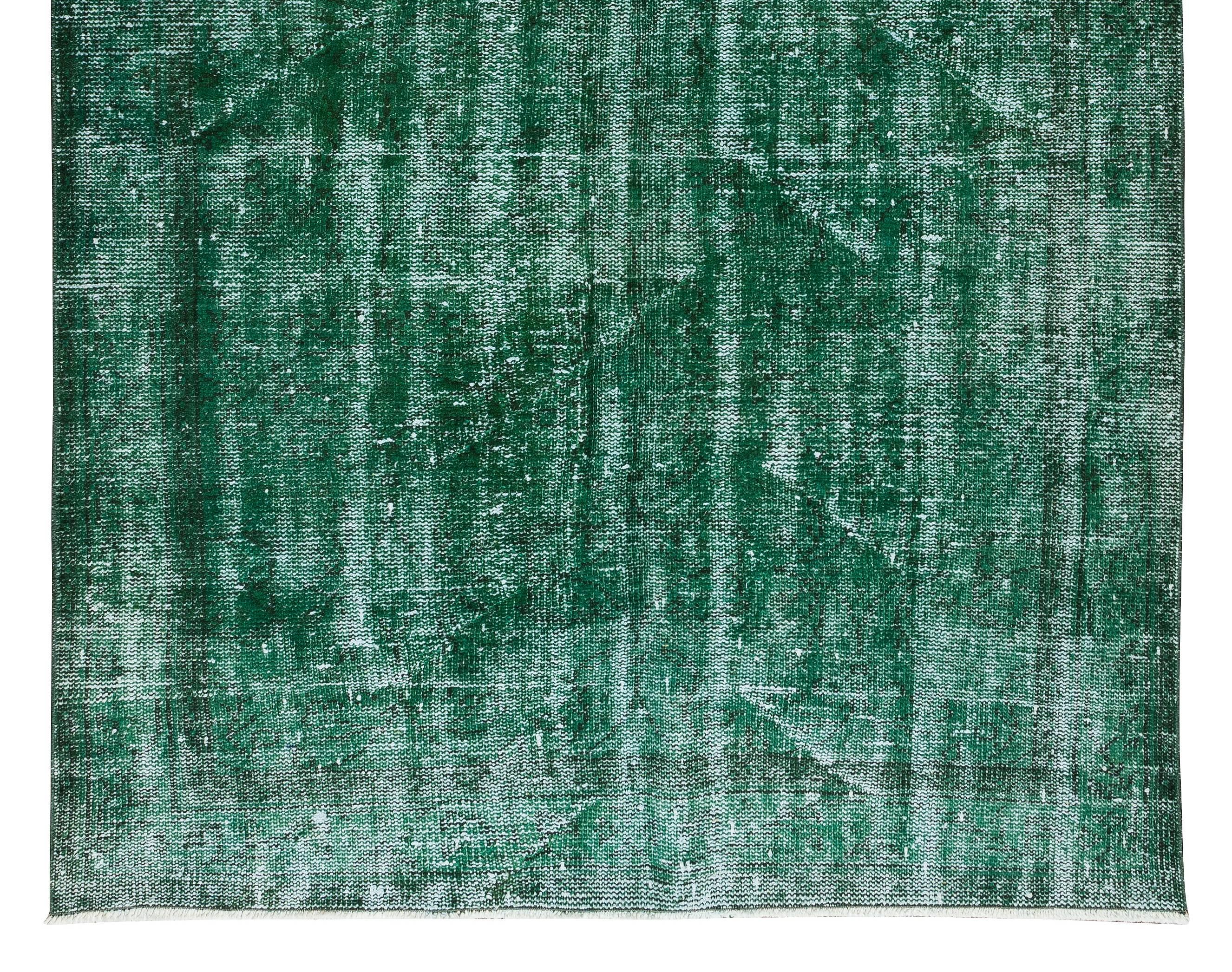 Distressed Vintage Hand Knotted Rug in Green, Modern Anatolian Carpet In Good Condition For Sale In Philadelphia, PA