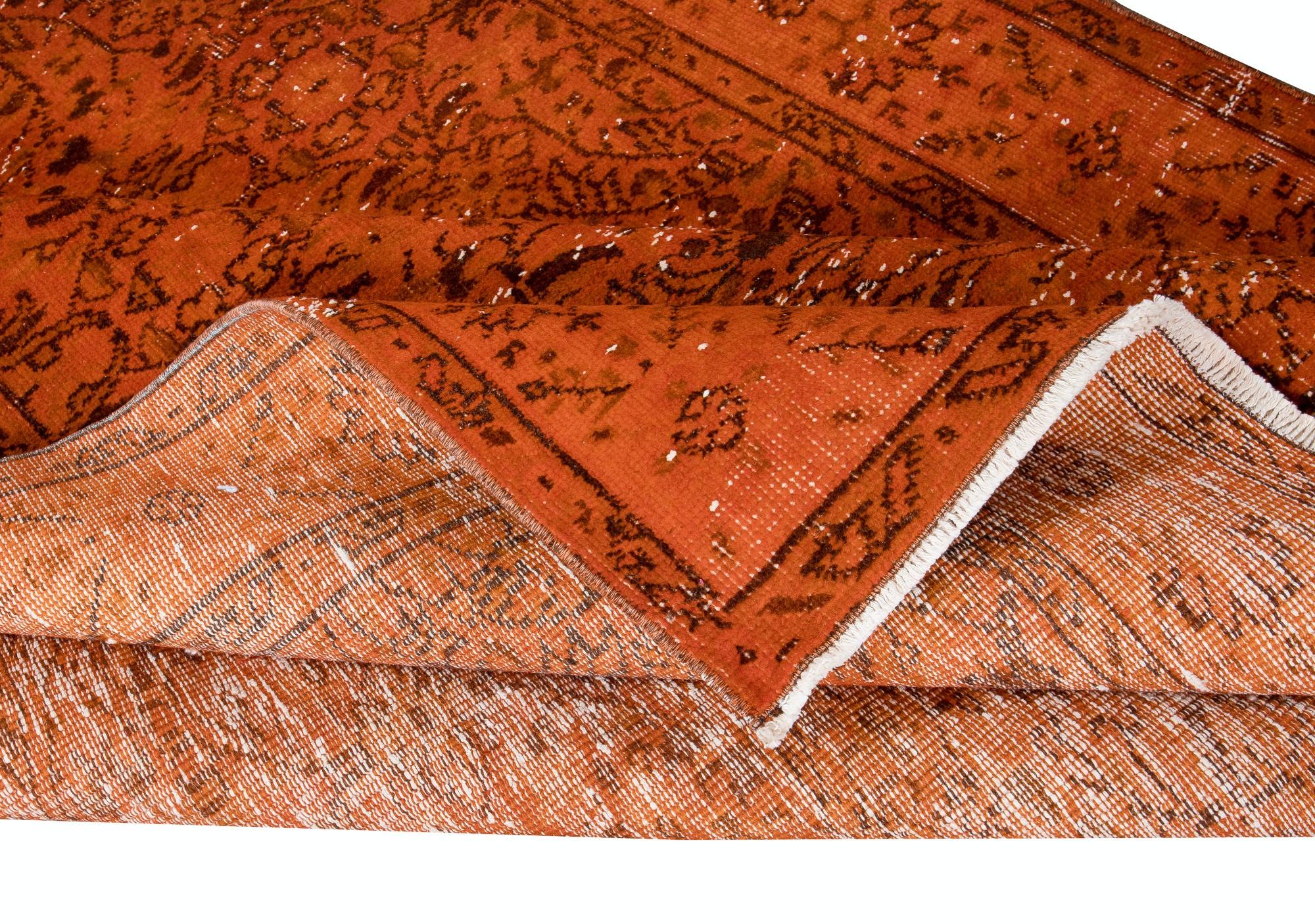 4.8x8.3 Ft Handmade Orange Area Rug from Turkey, Modern Anatolian Wool Carpet In Good Condition For Sale In Philadelphia, PA