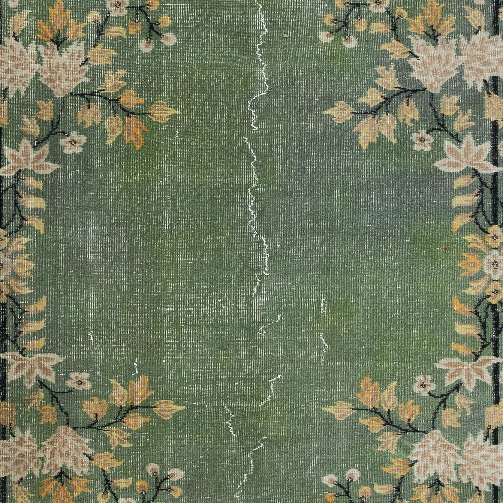 4.8x8.6 Ft Floral Art Deco Rug, Green Handmade Modern Wool and Cotton Carpet In Good Condition For Sale In Philadelphia, PA