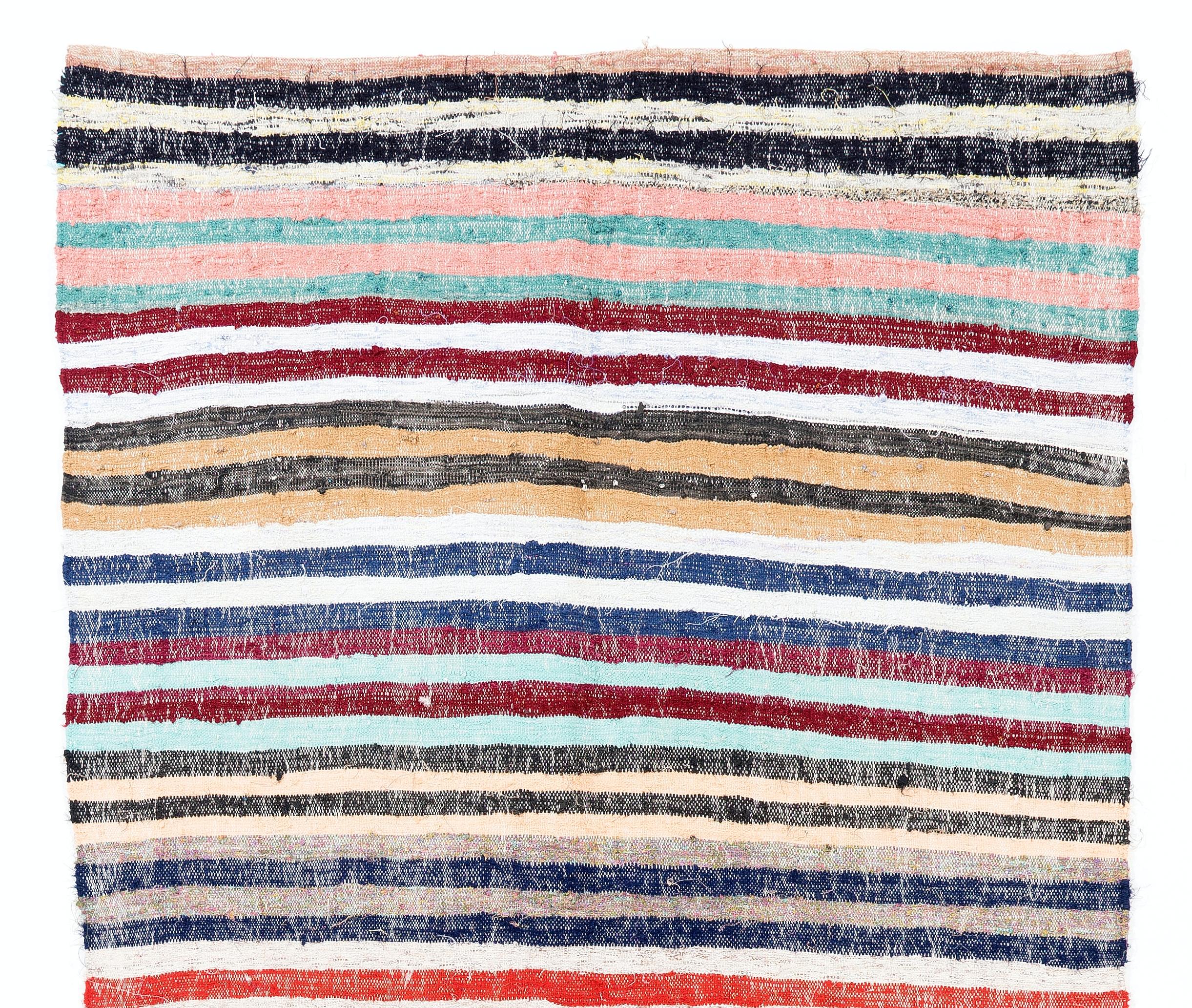 Kilim en coton rayé vintage 5x8,8 Ft. Tapis plat Rag Rug. Ravissant tapis de Turquie Bon état - En vente à Spring Valley, NY