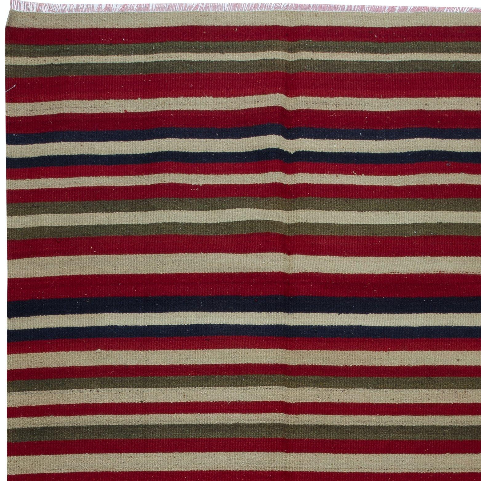 4.8x9.8 Ft Hand-Woven Vintage Turkish Kilim Rug with Colorful Stripes, 100% Wool In Good Condition For Sale In Philadelphia, PA