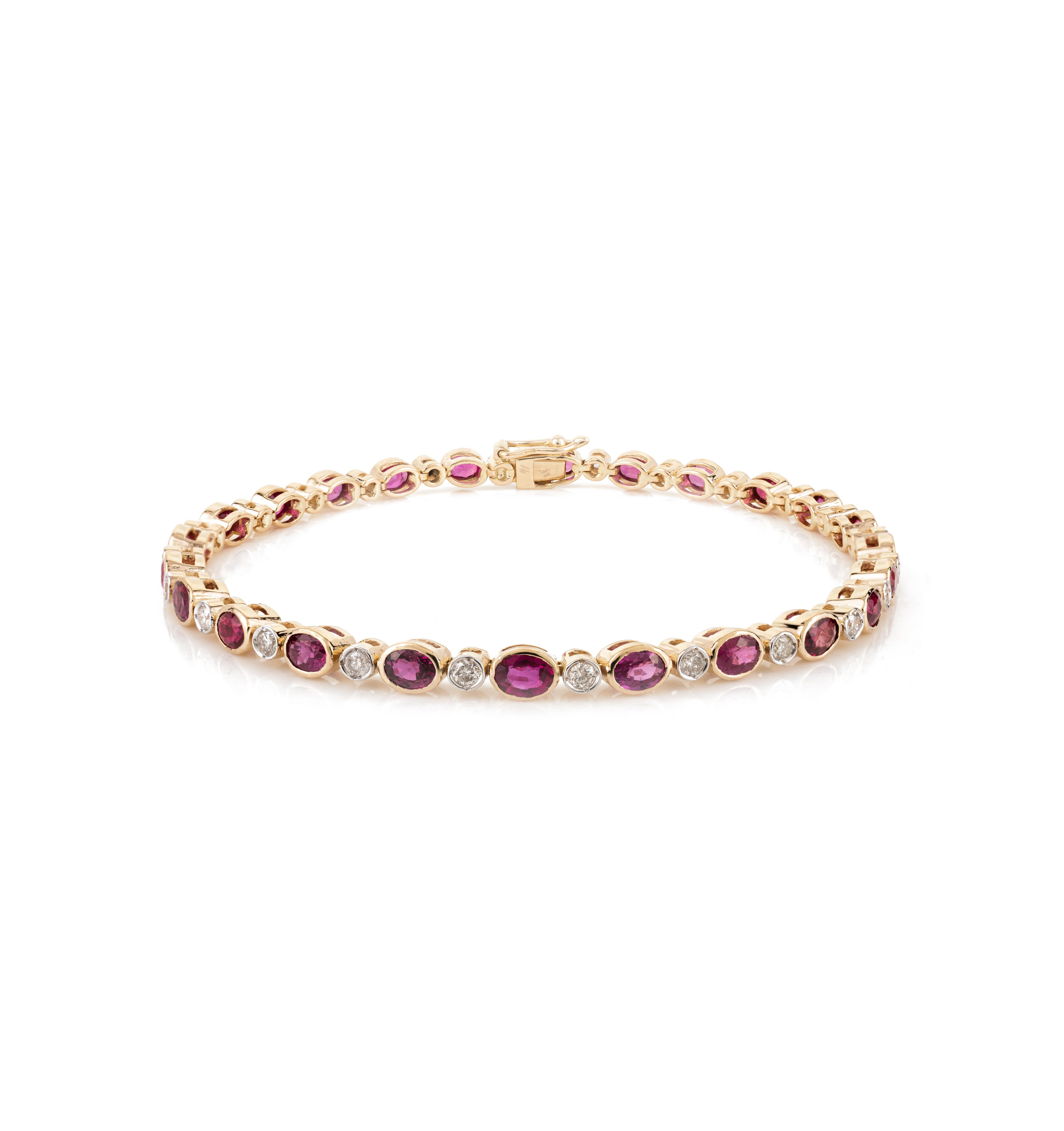 4.9 Carat Faceted Ruby Diamond Tennis Bracelet in 18k Solid Yellow Gold In New Condition For Sale In Houston, TX