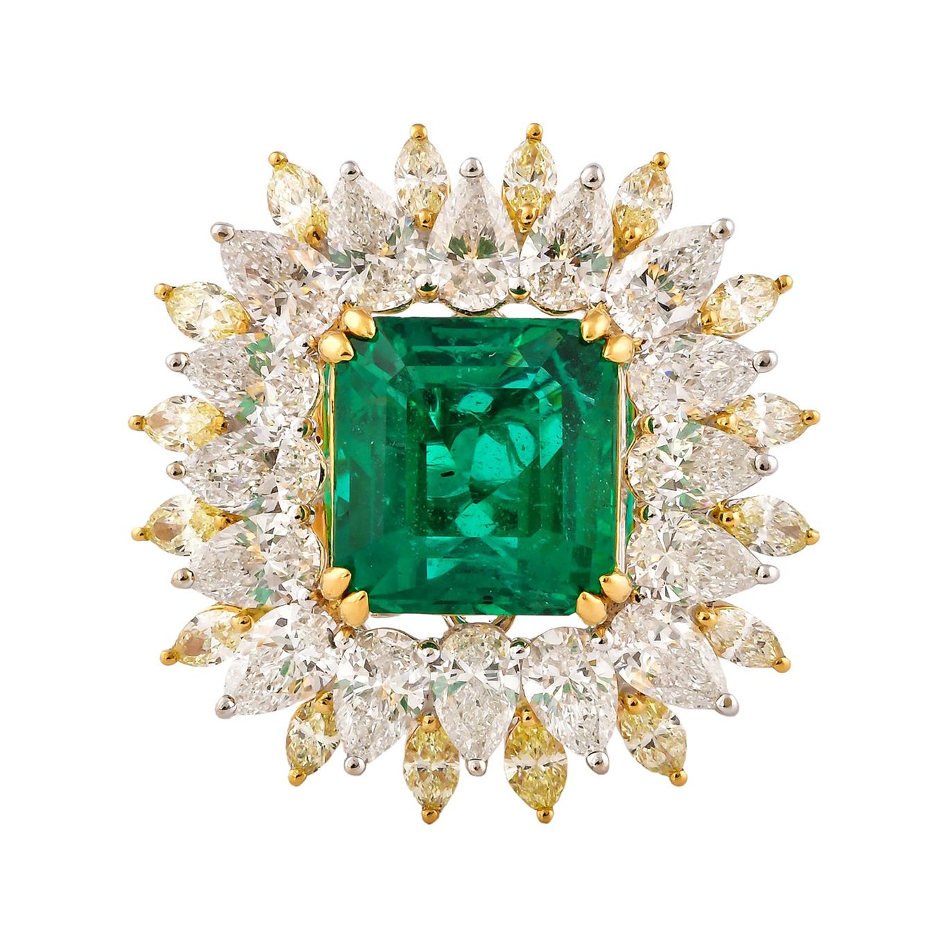 GRS-zertifizierter Ring mit 4,9 Karat sambischer Smaragd und Diamant aus 18 Karat Weißgold