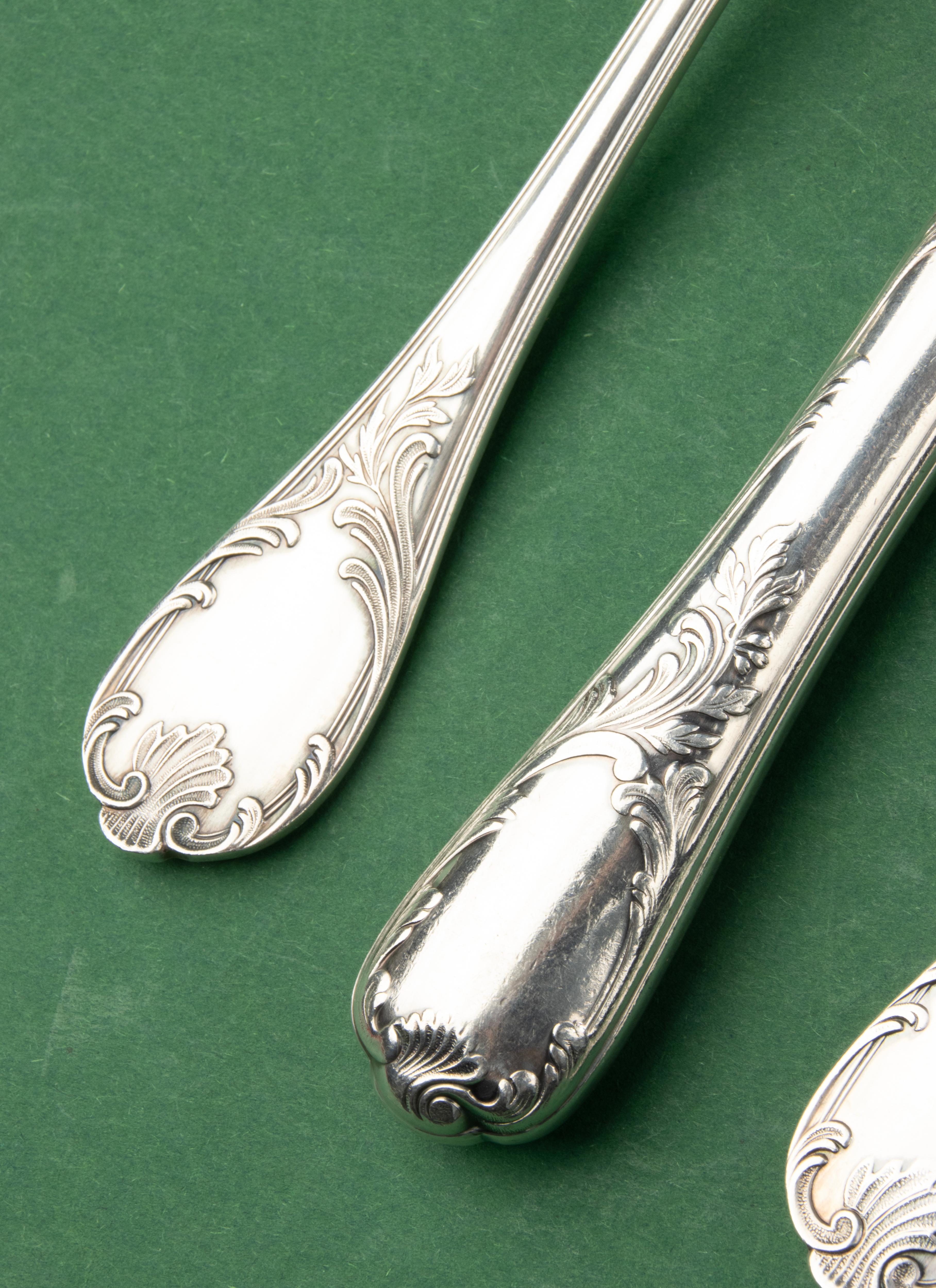 Juego de Cubiertos de 49 Piezas - Christofle - Plateados - Modelo Marly - Completo Chapado en plata en venta