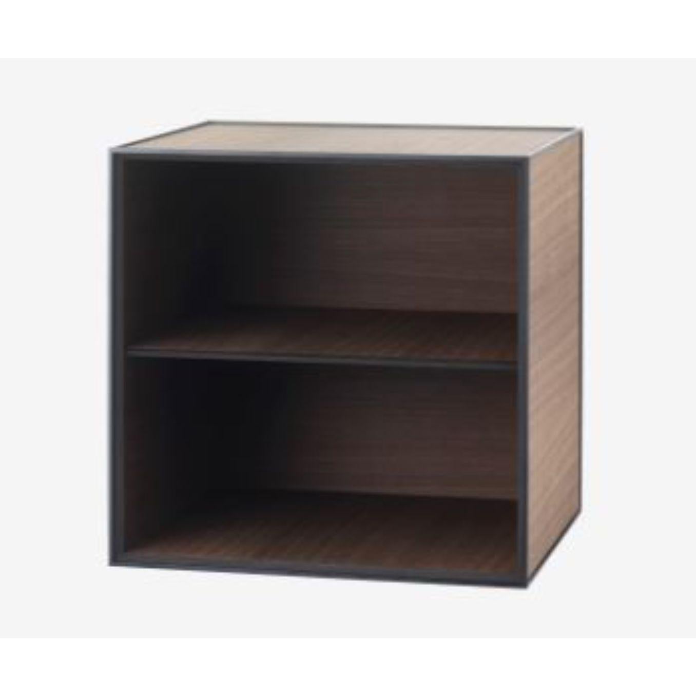 49 Smoked oak frame box with shelf by Lassen
Dimensions: D 49 x W 42 x H 49 cm 
Materials: Finér, Melamin, Melamin, Melamine, Metal, veneer, oak
Also available in different colours and dimensions.
Weight: 14 Kg


By Lassen is a Danish design