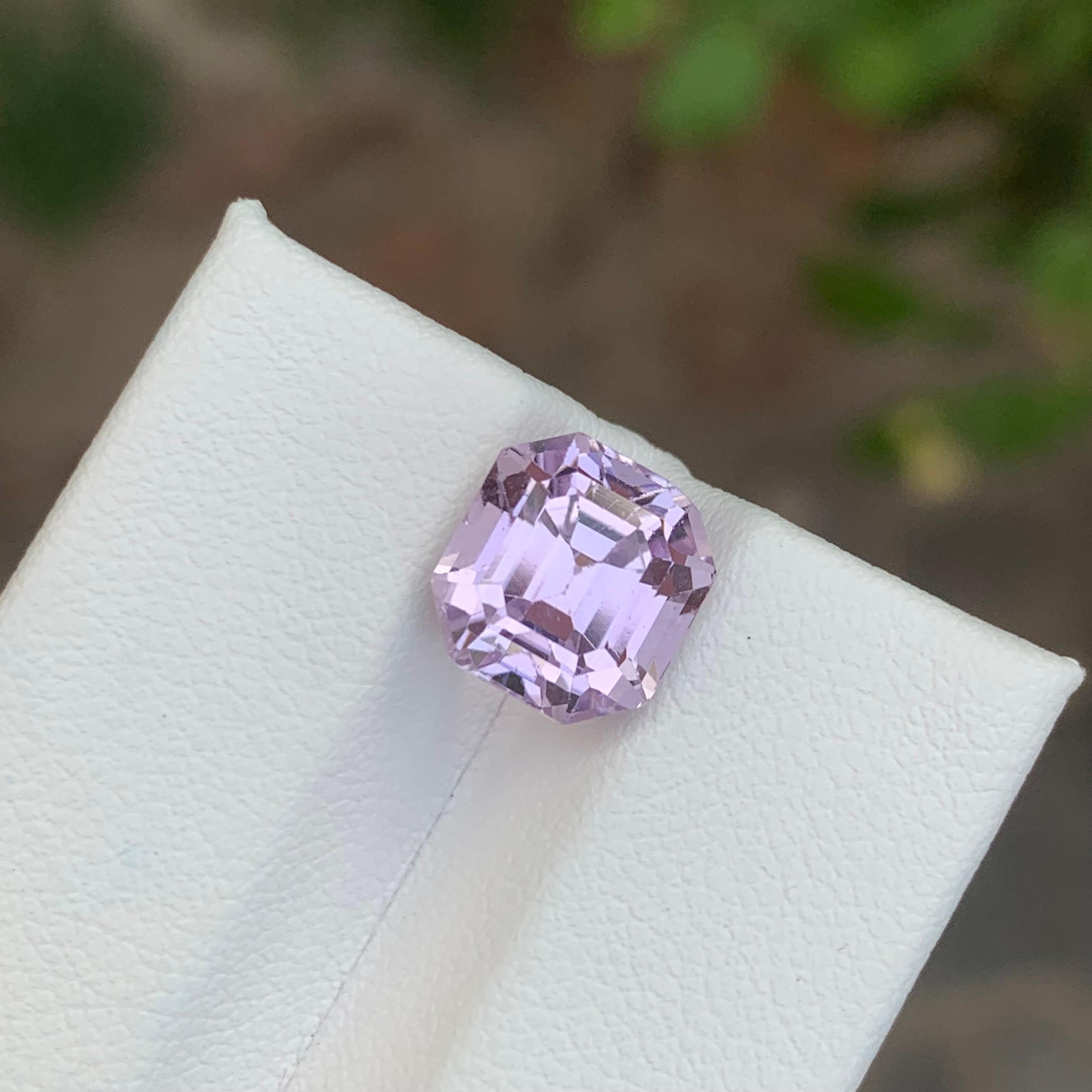 Arts and Crafts 4.90 Carat Natural Loose Kunzite Octagon Shape Gemstone For Sale