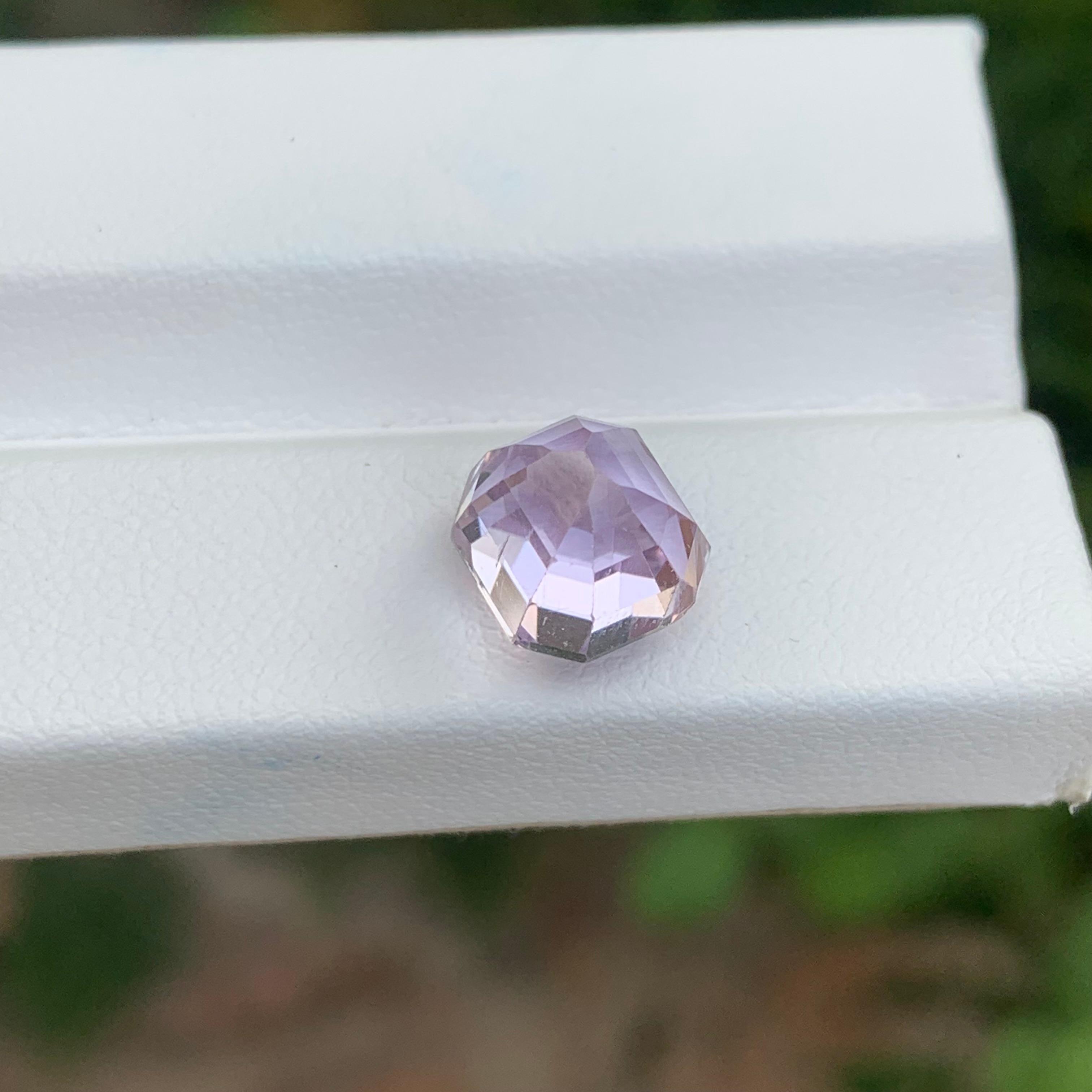 4.90 Carat Natural Loose Kunzite Octagon Shape Gemstone For Sale 2