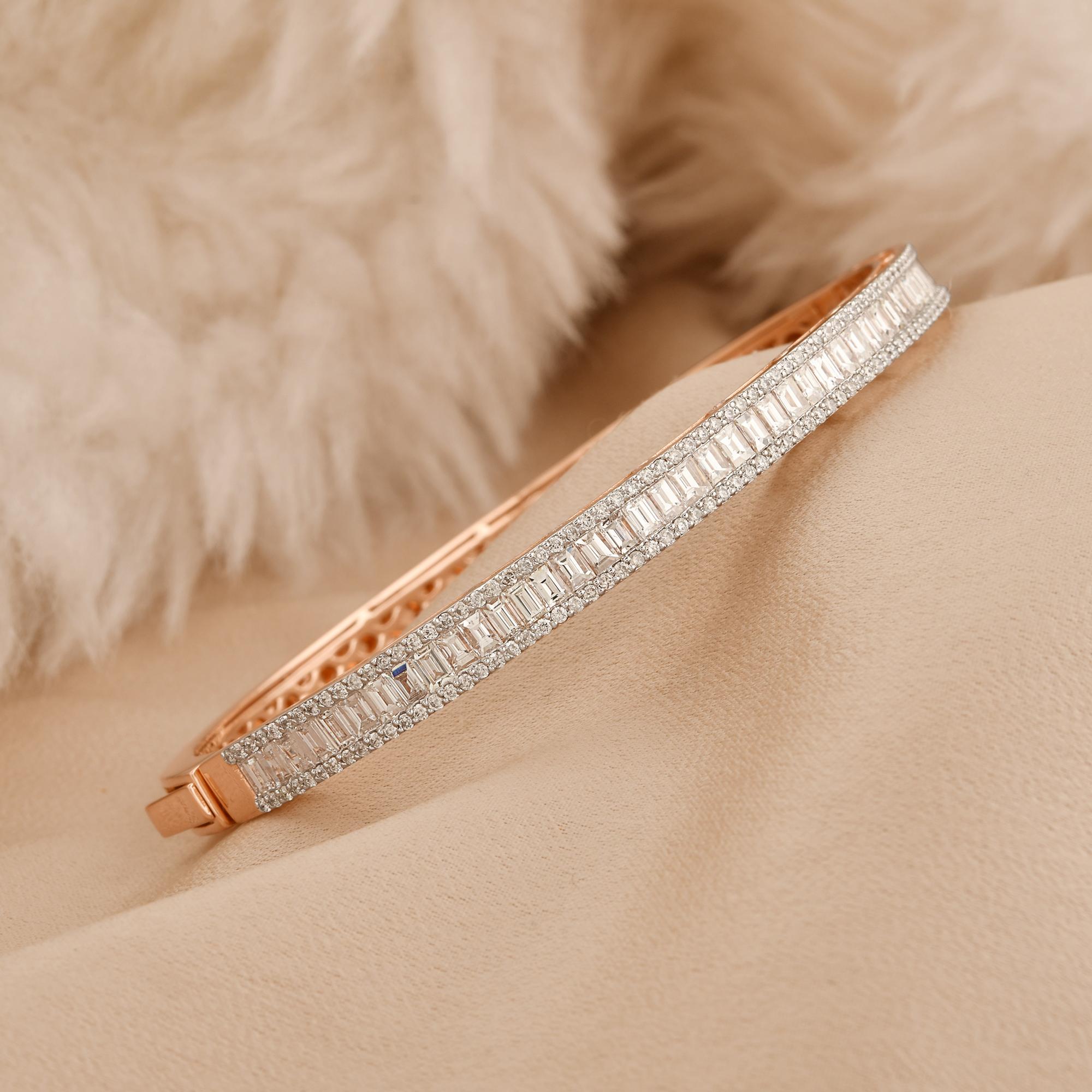 Modern 4.90 Carat Round & Baguette Shape Diamond Bracelet 14 Karat Rose Gold Jewelry For Sale