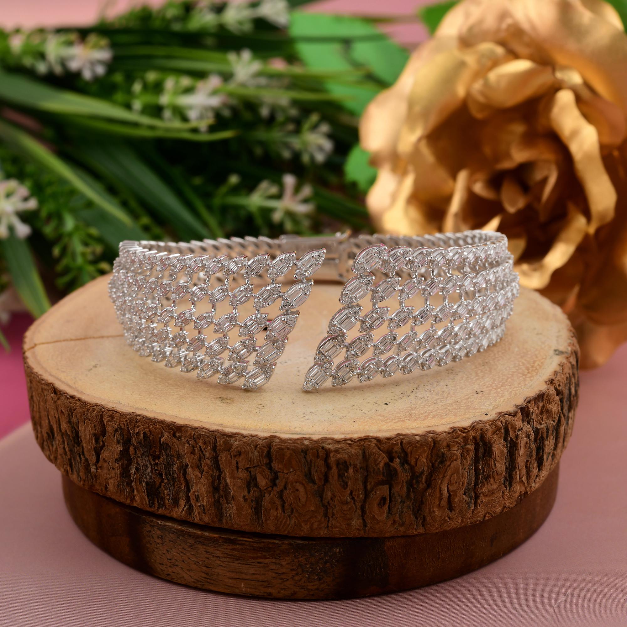 4.90 Carat SI/HI Diamond Statement Cuff Bangle Wedding Bracelet 14k White Gold Pour femmes en vente