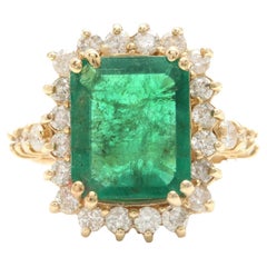 4.90 Carats Natural Emerald and Diamond 14K Solid Yellow Gold Ring