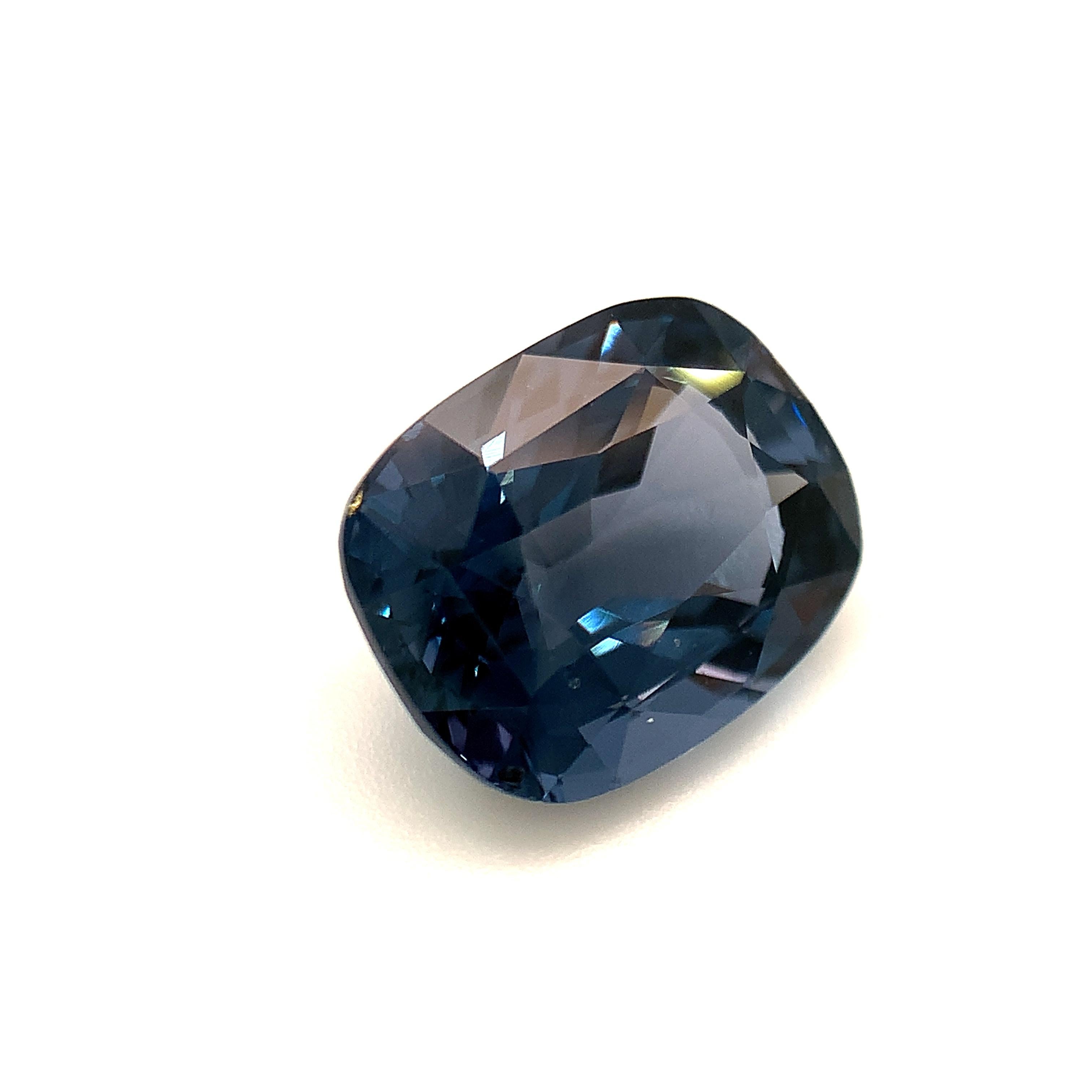 4.90 Carat Blue Spinel Cushion, Unset Loose Gemstone, GIA Certified In New Condition In Los Angeles, CA