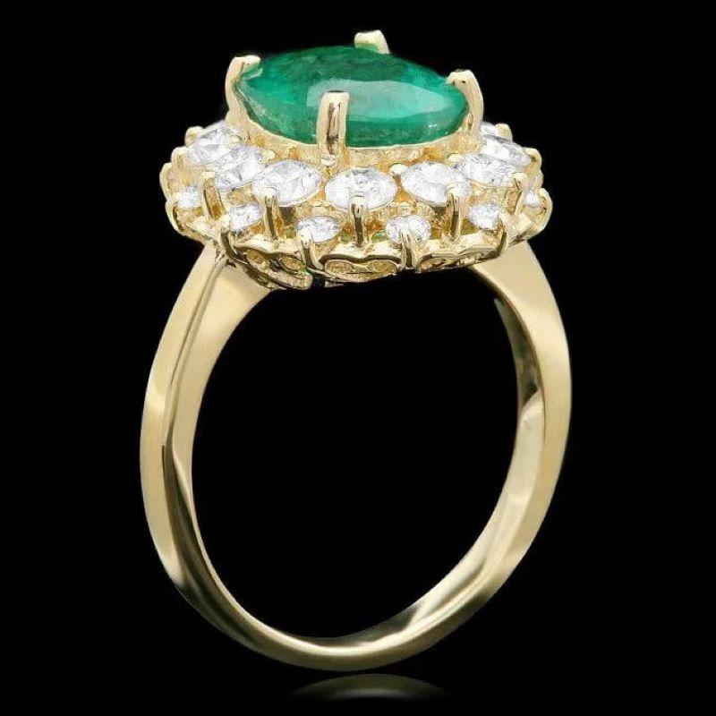 4.90Ct Natural Emerald and Diamond 14K Solid Yellow Gold Ring

Total Natural Green Emerald Weight is: Approx. 3.40 Carats 

Emerald Measures: Approx. 11 x 9 mm

Total Natural Round Diamonds Weight: Approx. 1.50 Carats (color G-H / Clarity