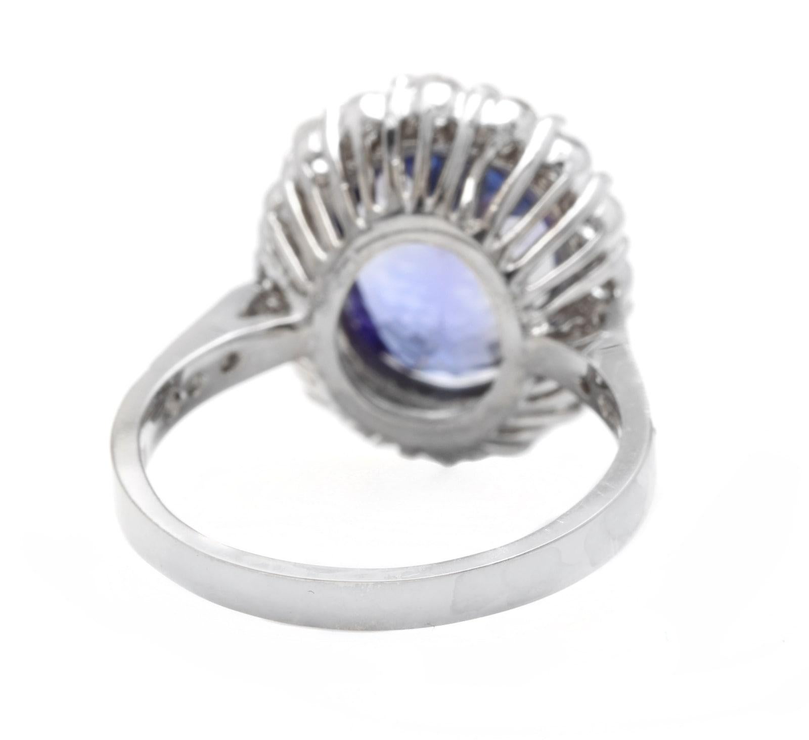 4.90Ct Natural Very Nice Looking Tanzanite and Diamond 18K Solid White Gold Ring In New Condition For Sale In Los Angeles, CA
