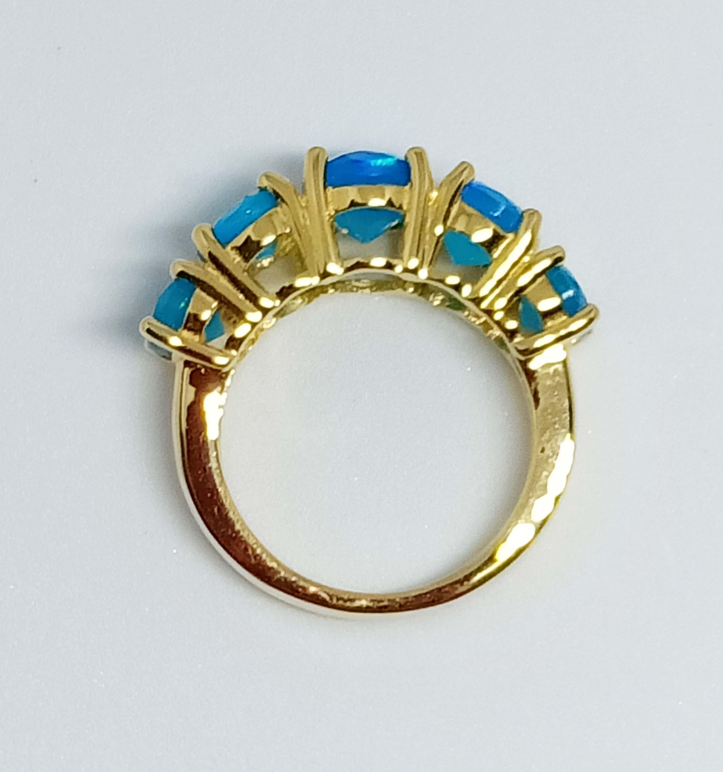 4.90cts Blue opal ring. Sterling Silver in 18K Gold Plated. In New Condition For Sale In Bangkok, TH