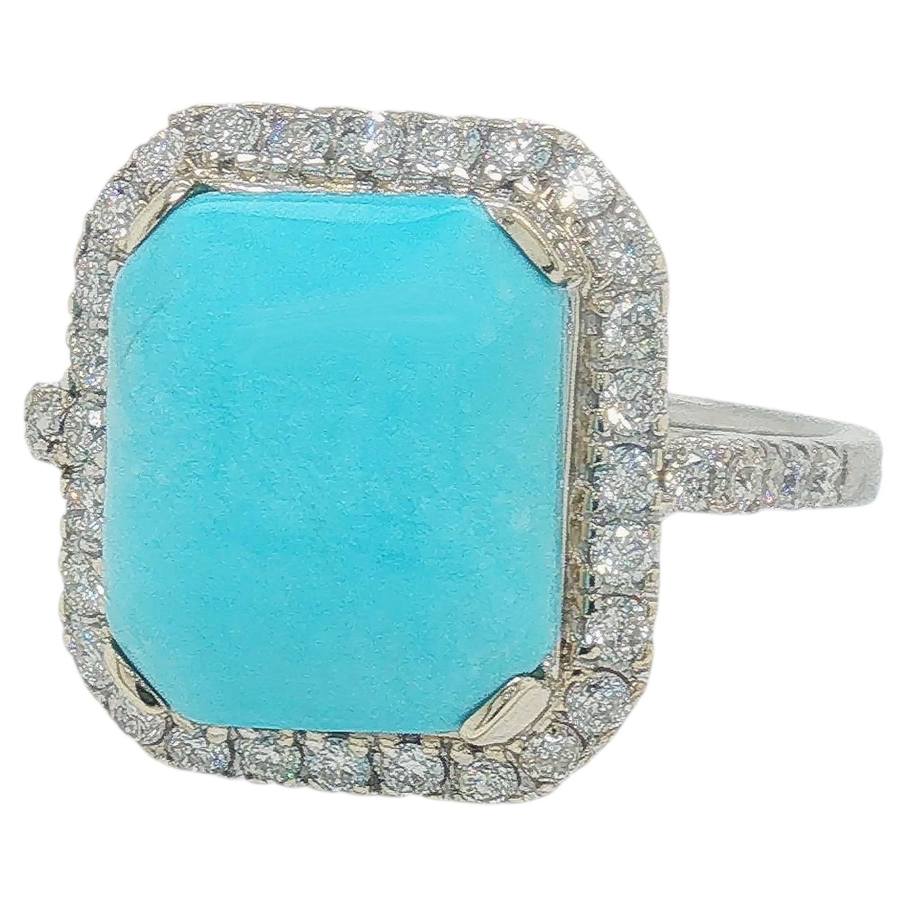 Bague « halo » en or blanc 18 carats sertie d'un diamant turquoise de 4,91 carats en vente