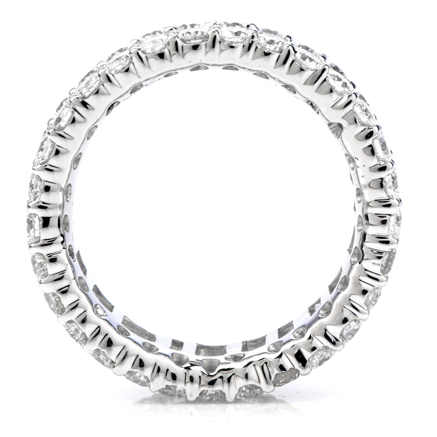 4,91 Karat runder Diamant Baguette breiter Ewigkeitsring (Moderne)
