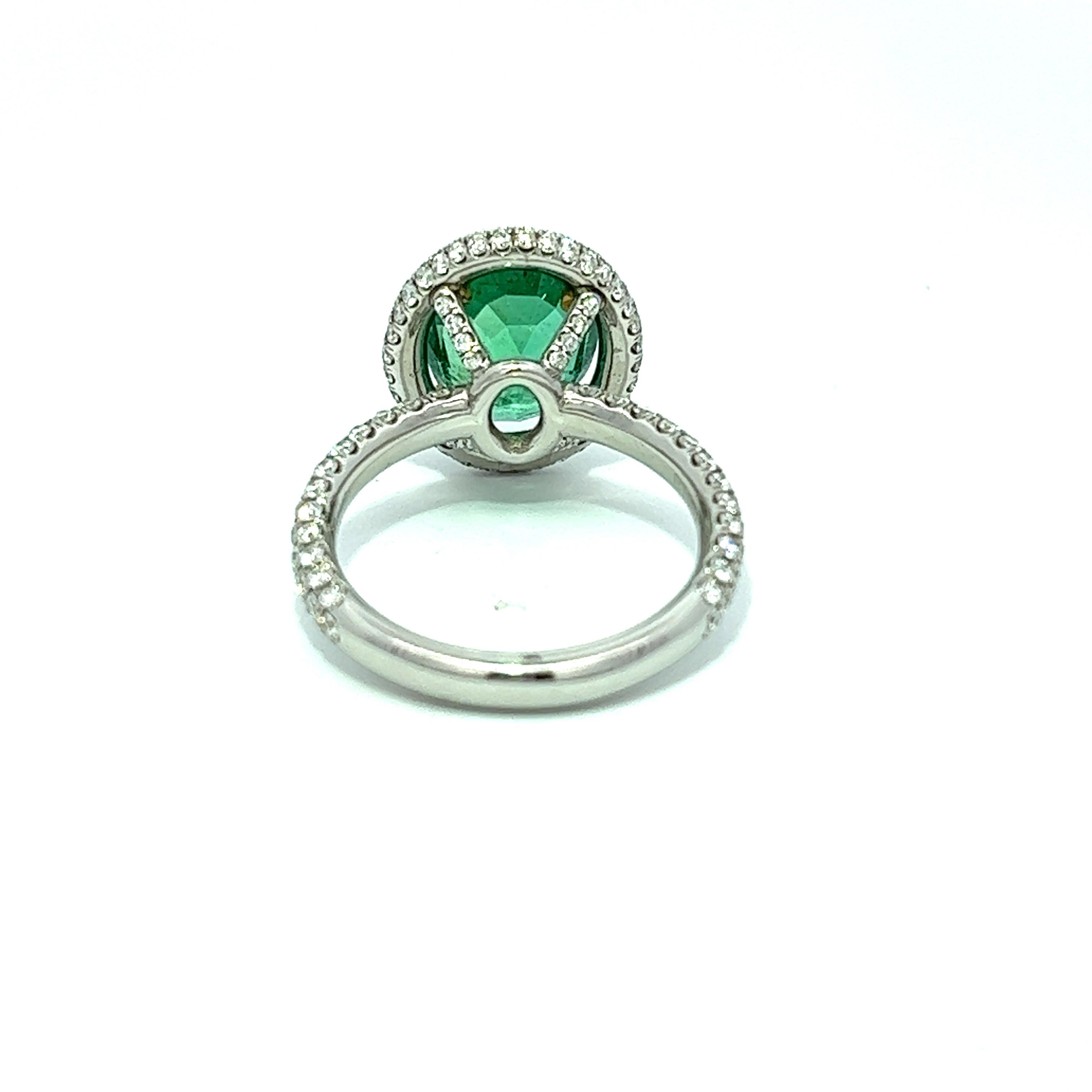 4.91 Total CT Natura Ovall Colombian Emerald & Diamond Ring PLAT Setting GIA. In New Condition For Sale In New York, NY