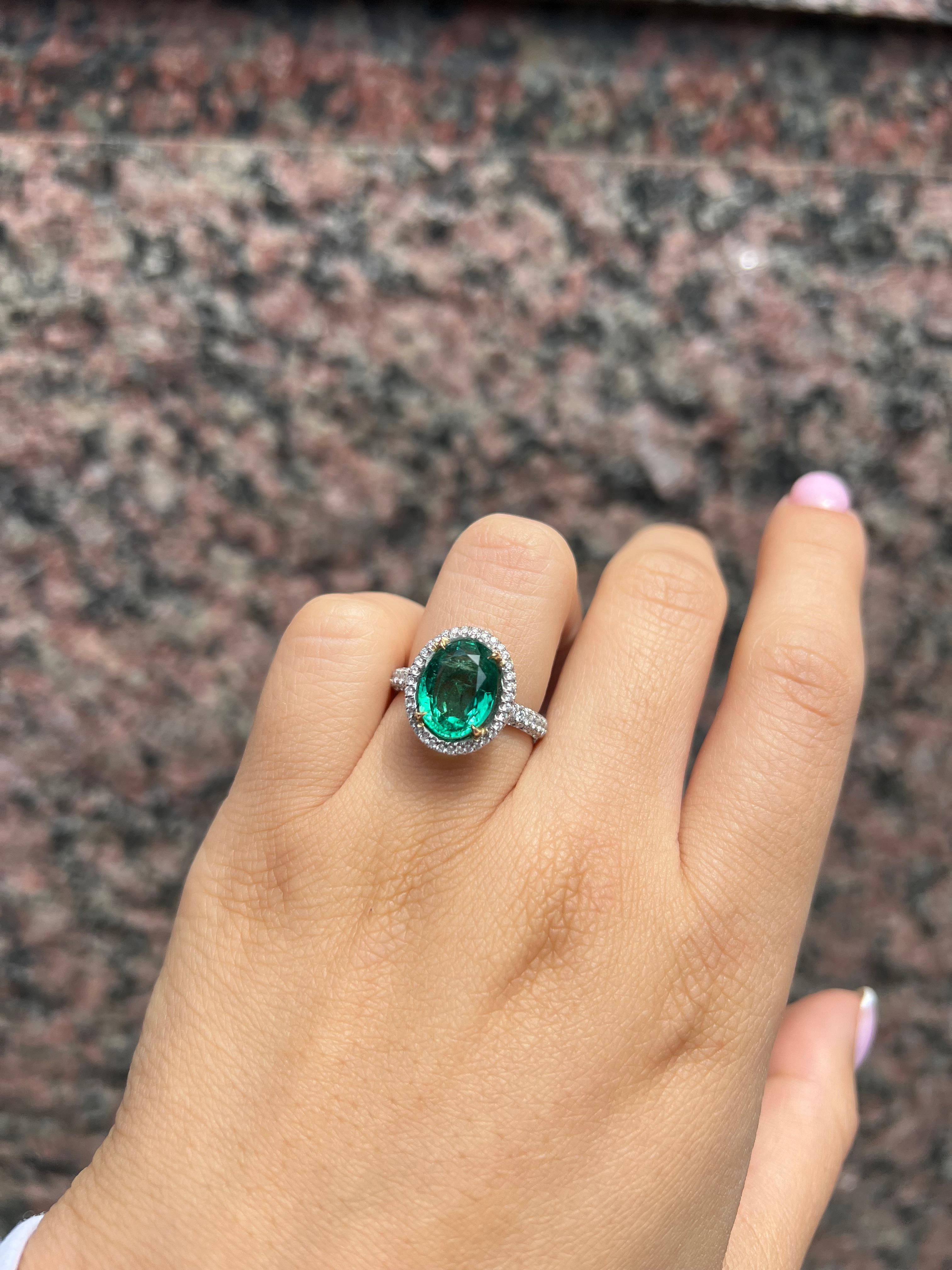 4.91 Total CT Natura Ovall Colombian Emerald & Diamond Ring PLAT Setting GIA. For Sale 3