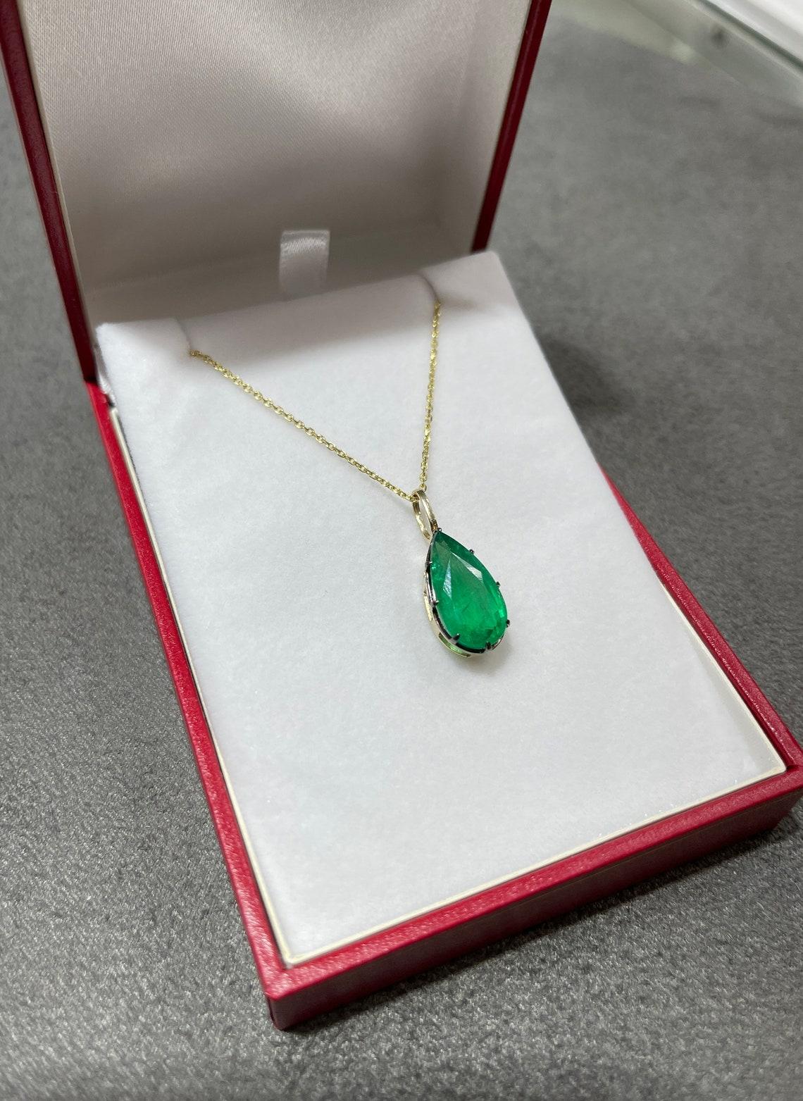 Modern 4.91ct Emerald-Pear Cut Georgian Styled Solitaire Pendant For Sale