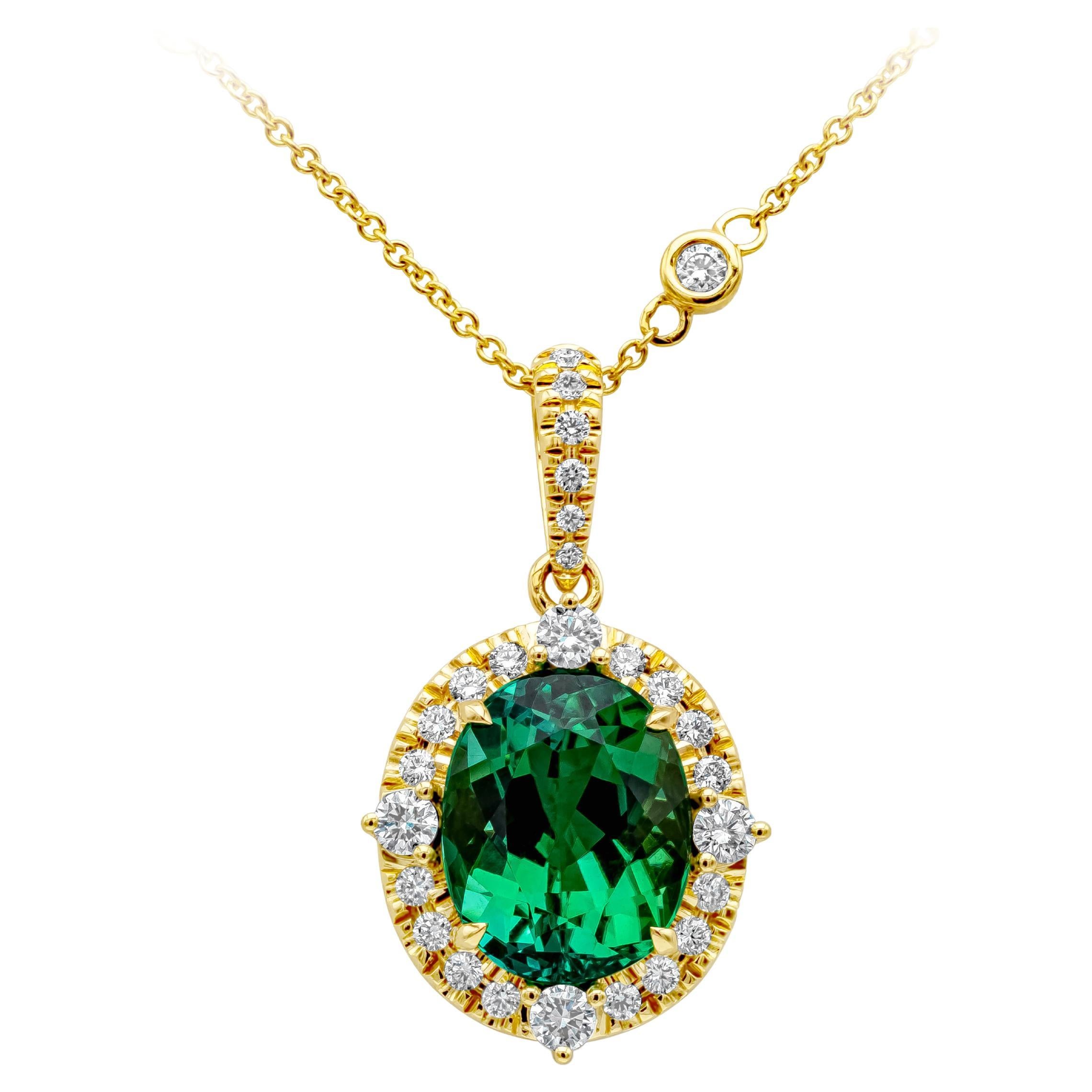 4.92 Carat Oval Cut Green Tourmaline and Diamond Pendant Necklace For Sale