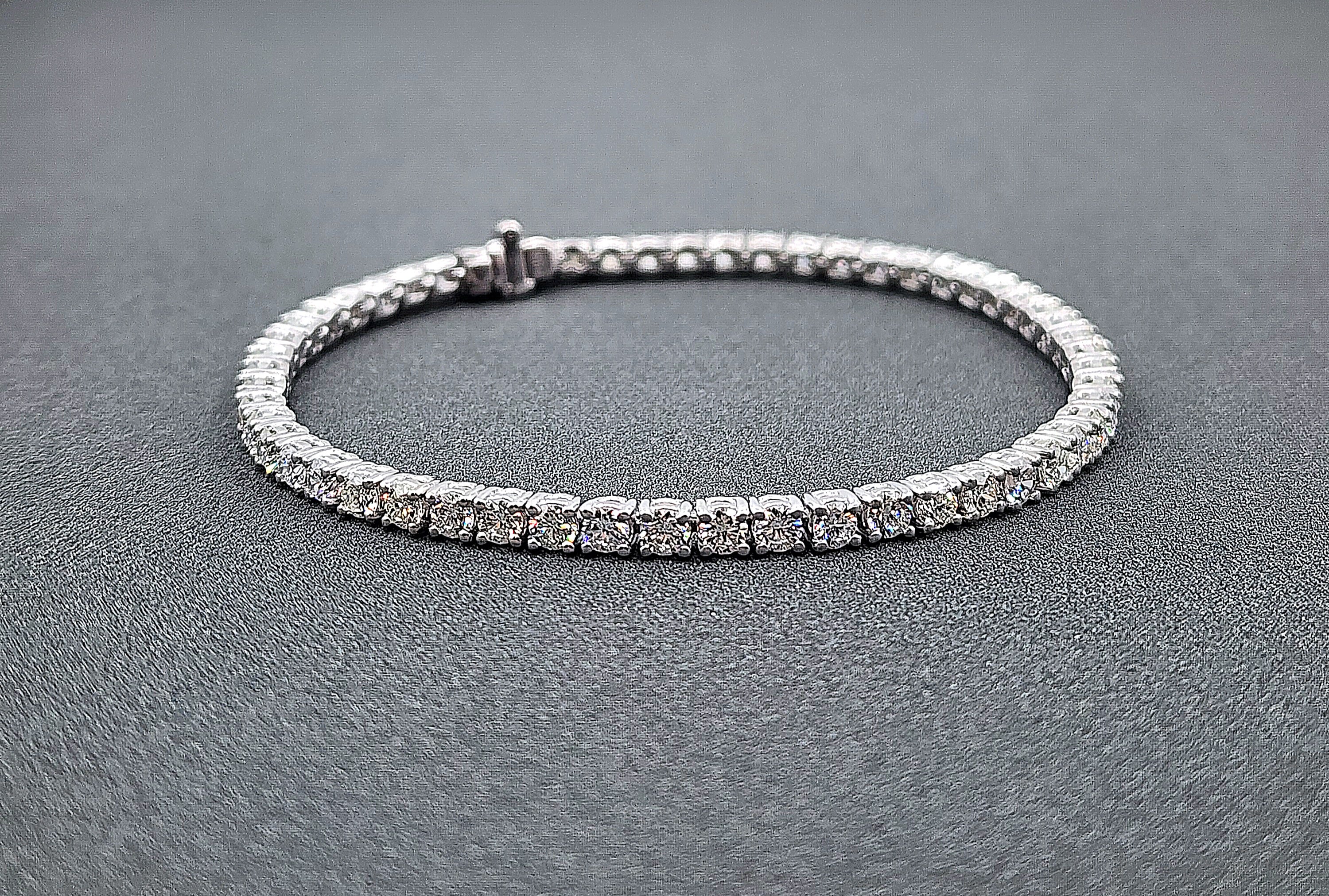 4.92 ct Diamond Tennis Bracelet im Angebot
