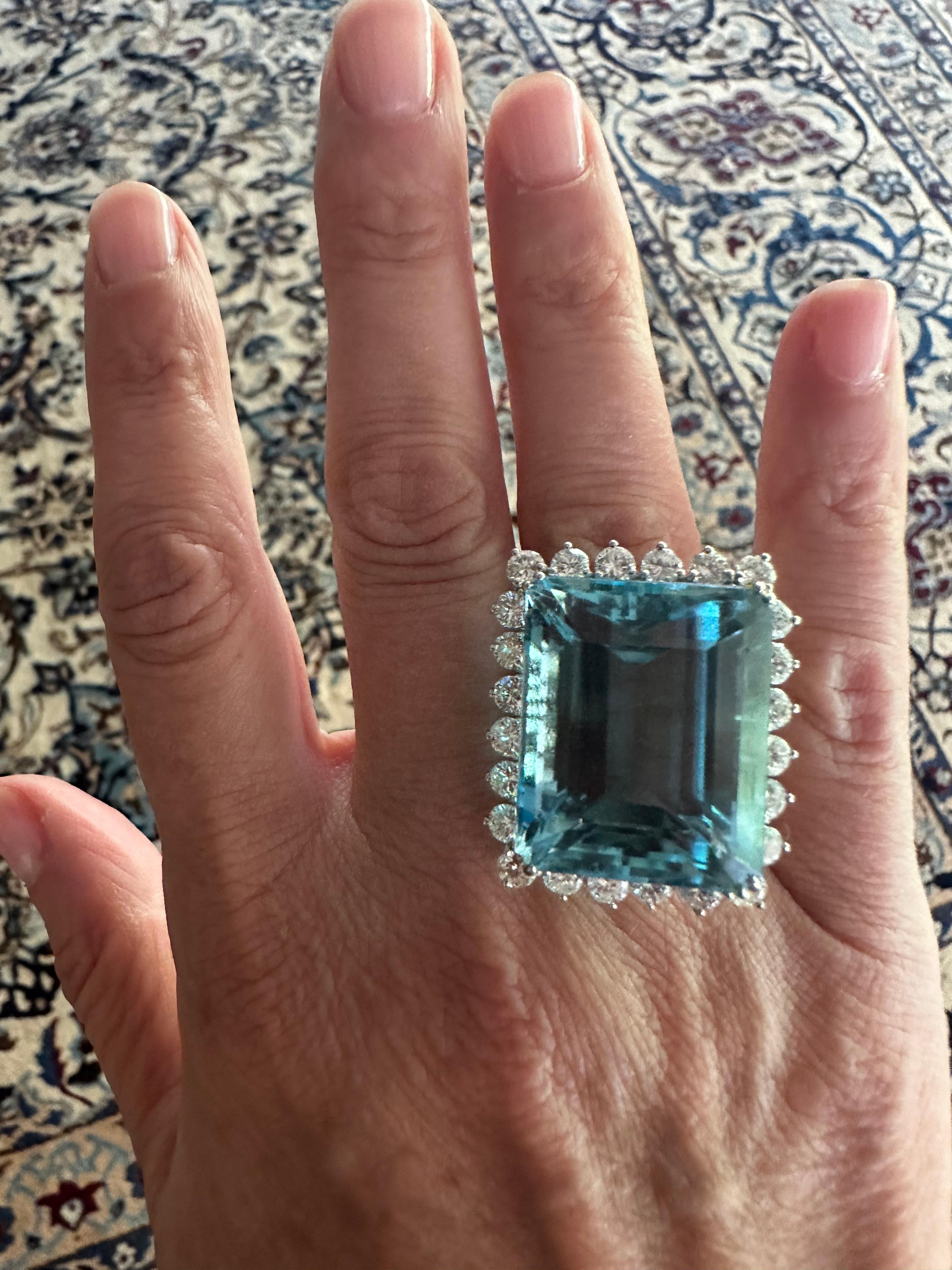 49.20-Carat Emerald-Cut Aquamarine and Diamond Cocktail Ring  For Sale 4