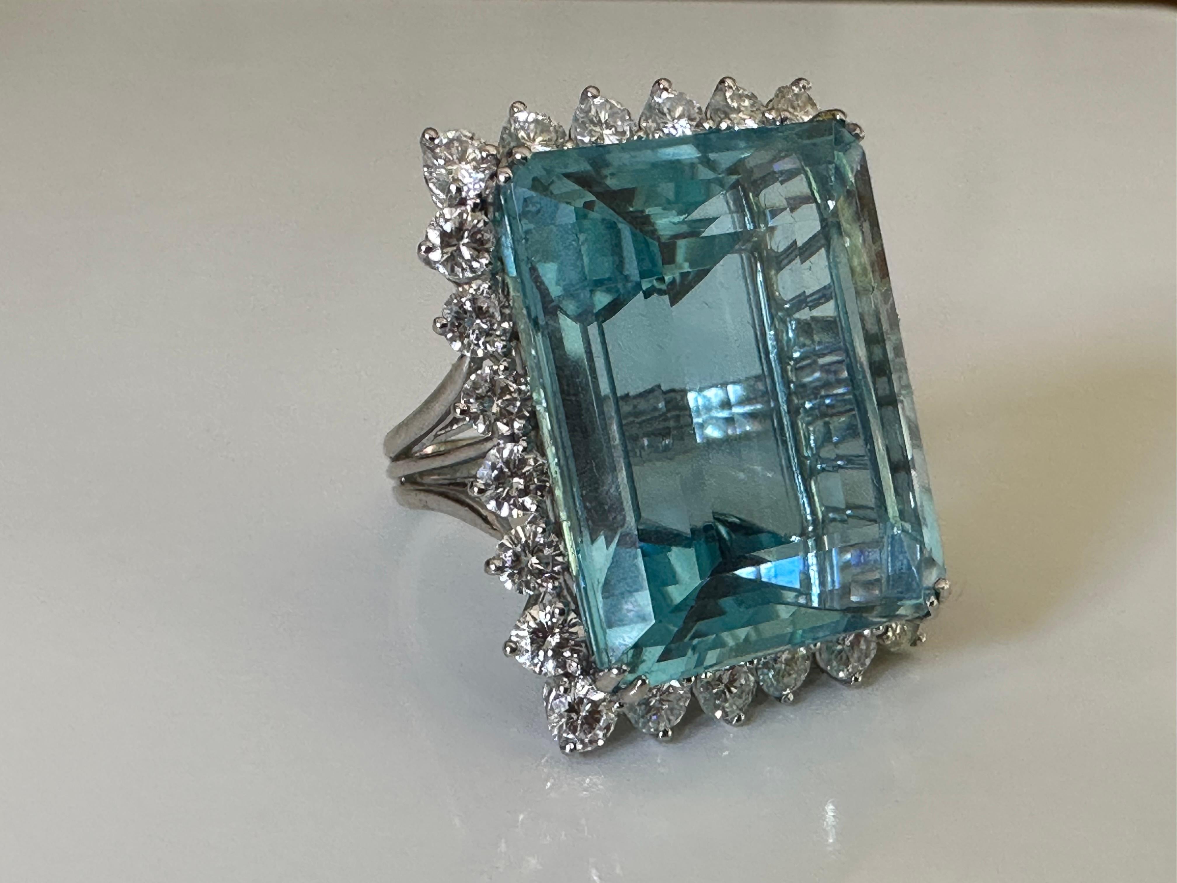 49.20-Carat Emerald-Cut Aquamarine and Diamond Cocktail Ring  For Sale 2