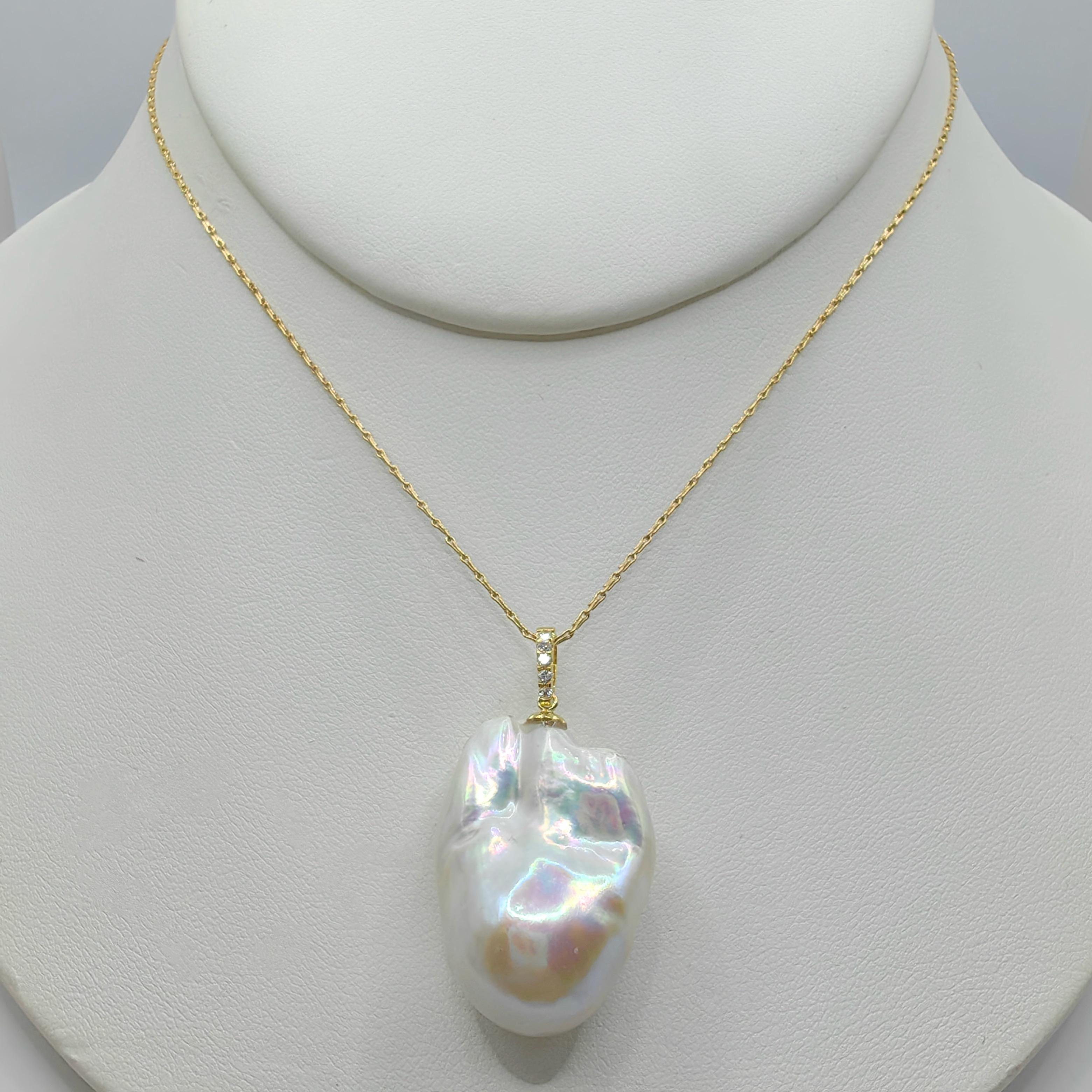 49.24ct Large Iridescent Baroque Pearl Diamond 18K Yellow Gold Necklace Pendant For Sale 3