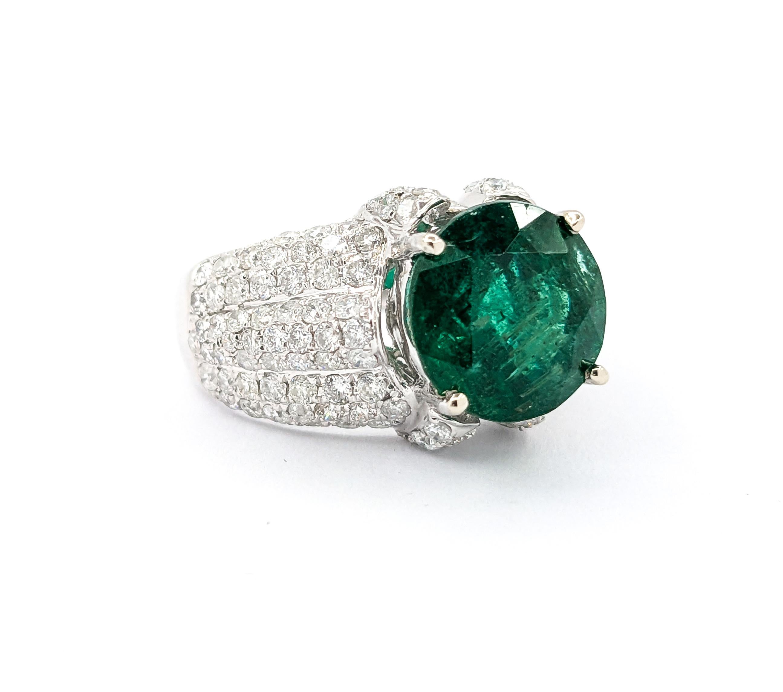 4,92ct natürlicher Smaragd & 1,91ctw Diamantring in Weißgold (Zeitgenössisch)