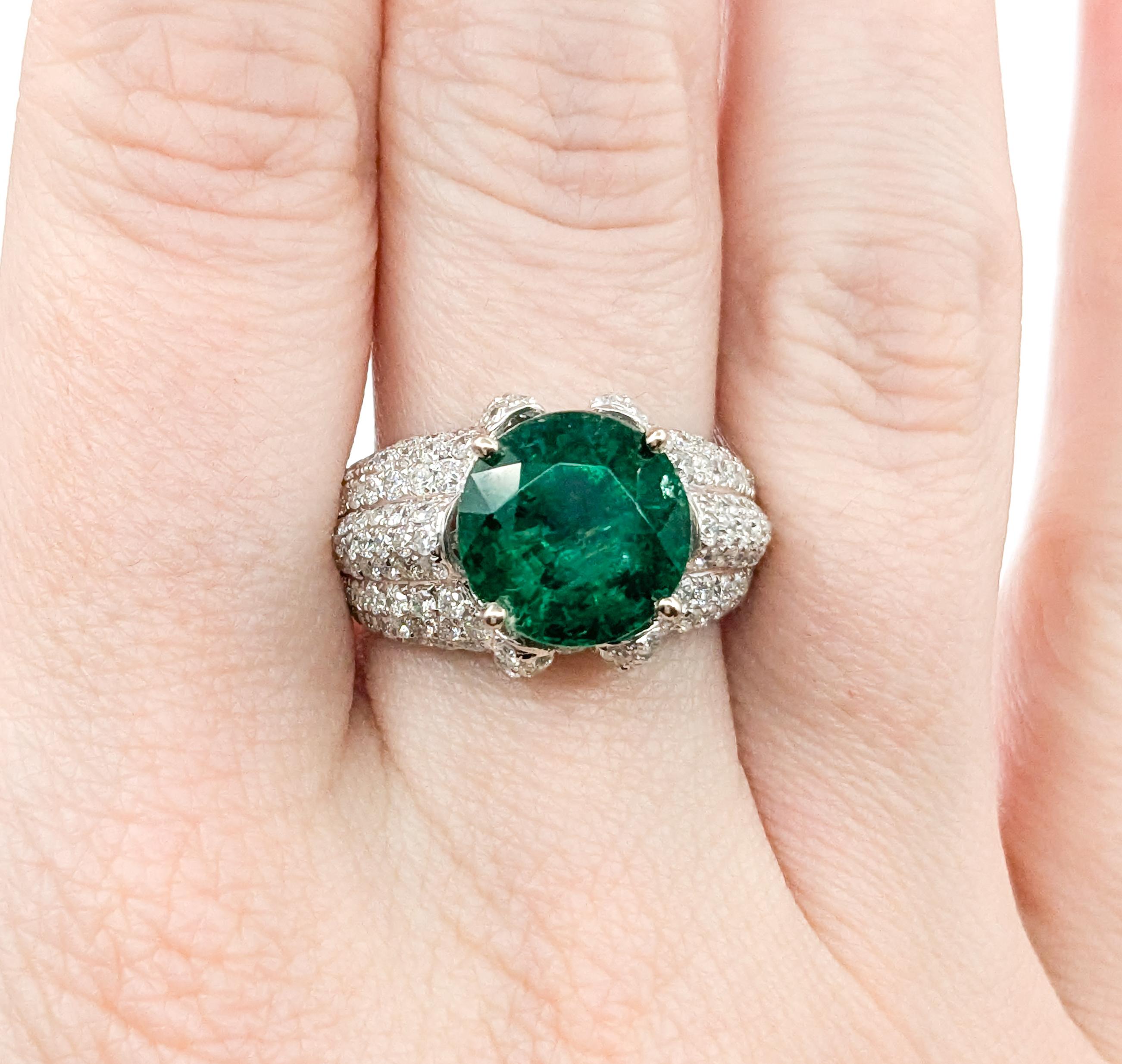 4,92ct natürlicher Smaragd & 1,91ctw Diamantring in Weißgold 3