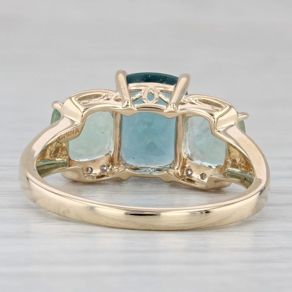 Taglio cuscino Anello con 3 pietre di fluorite da 4,92 carati in oro giallo 14k con accenti di diamanti, misura 9,25 in vendita