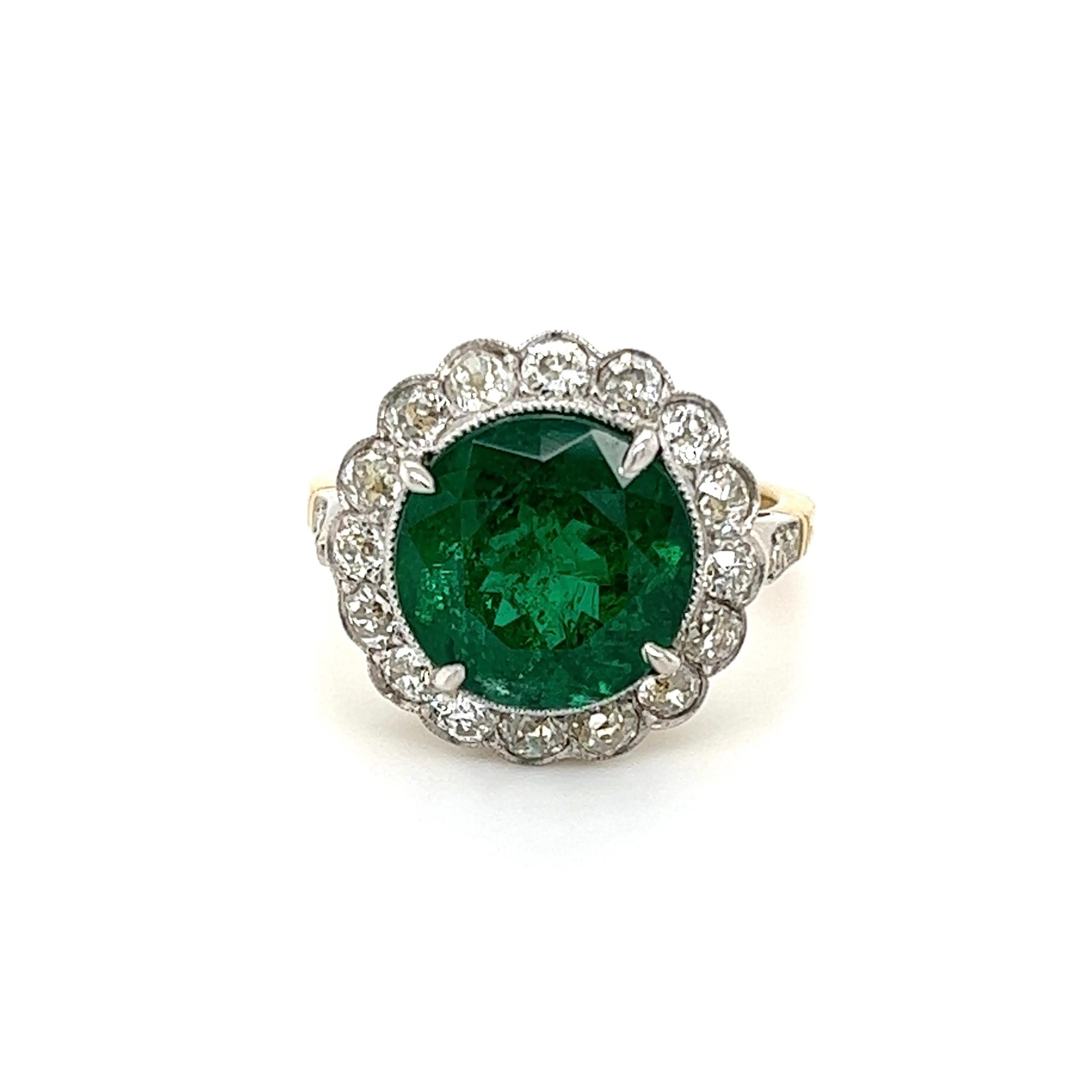 Mixed Cut 4.93 Carat Emerald  GIA and Diamond Platinum Ring Estate Fine Jewelry For Sale